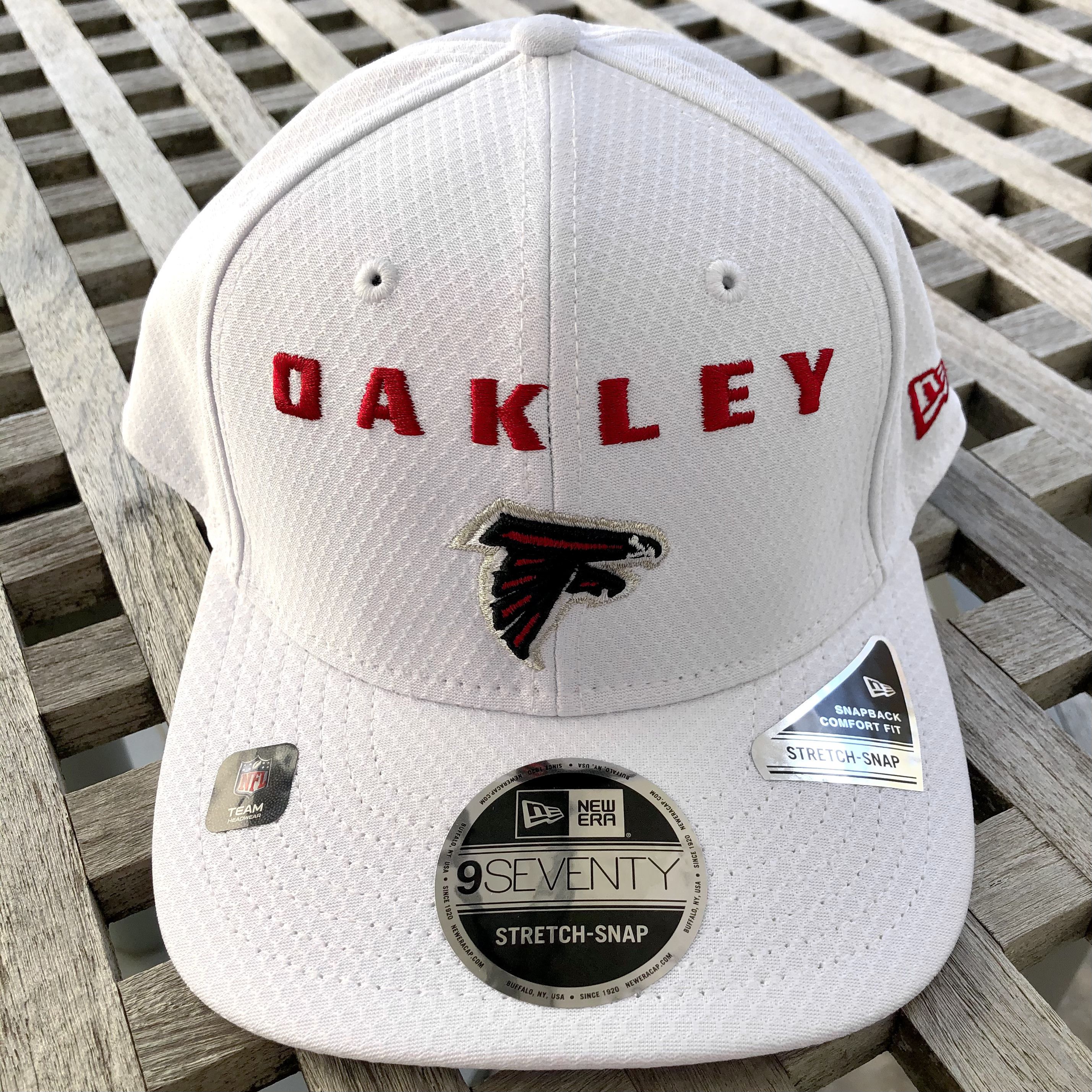 Oakley Atlanta Falcons Oakley New Era NFL Snapback Cap Hat Size ONE SIZE - 1 Thumbnail