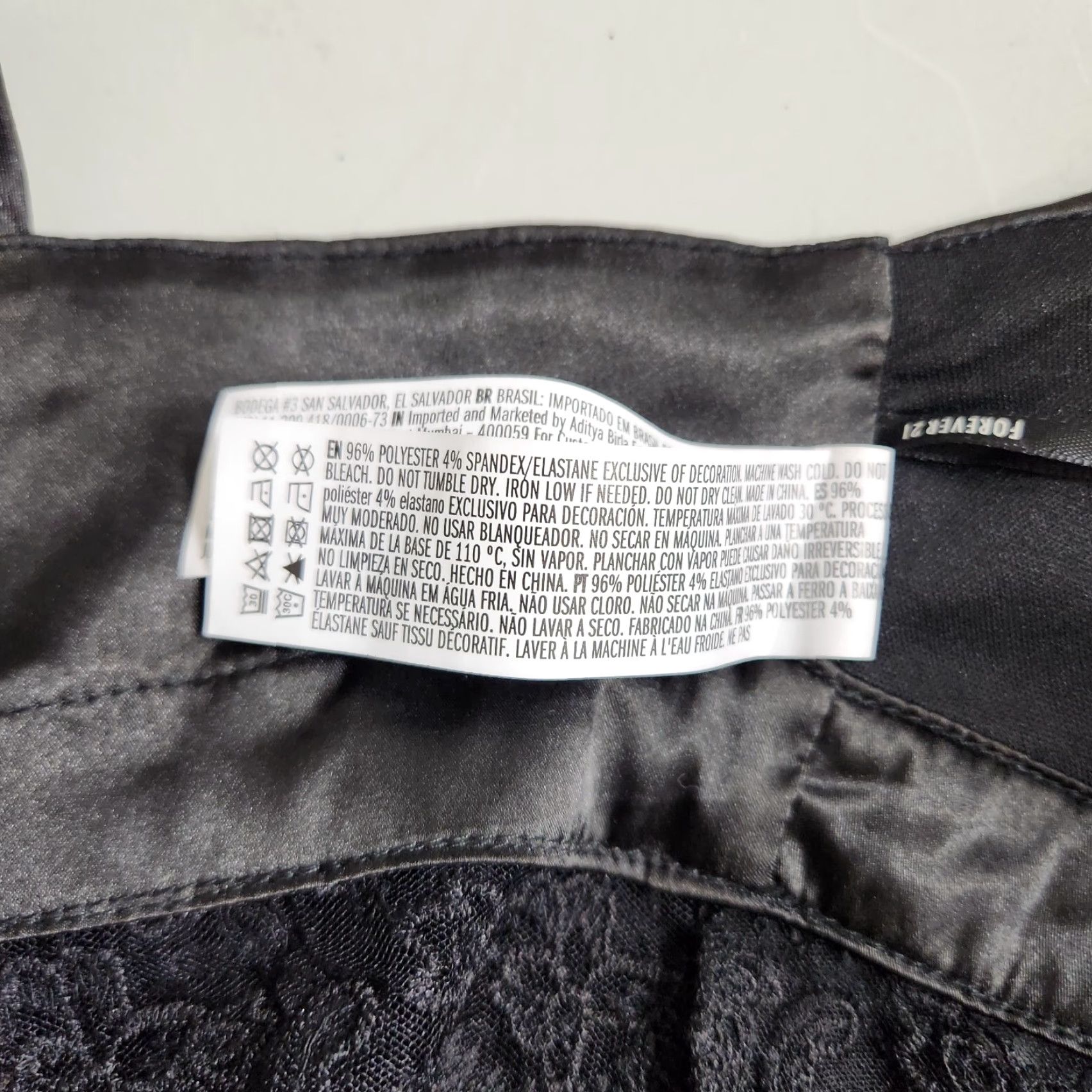 Forever 21 FOREVER 21 Womens Black Satin Lace Bralette Bra Top Cropped Tank S NWT Size ONE SIZE - 6 Thumbnail