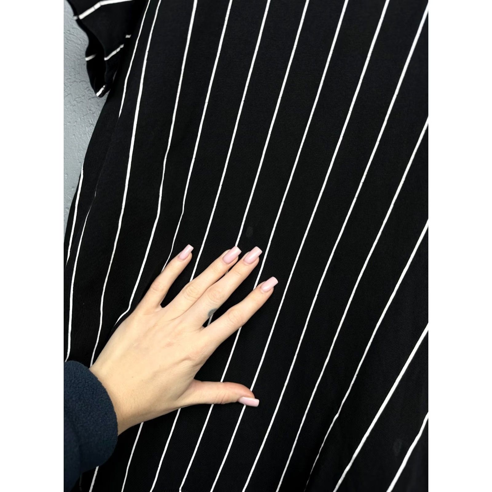 Karl Kani Karl Kani Mens Crew Neck Center Logo Striped T-Shirt S Black Cotton Logo T-Shirt Mens Size US S / EU 44-46 / 1 - 5 Thumbnail