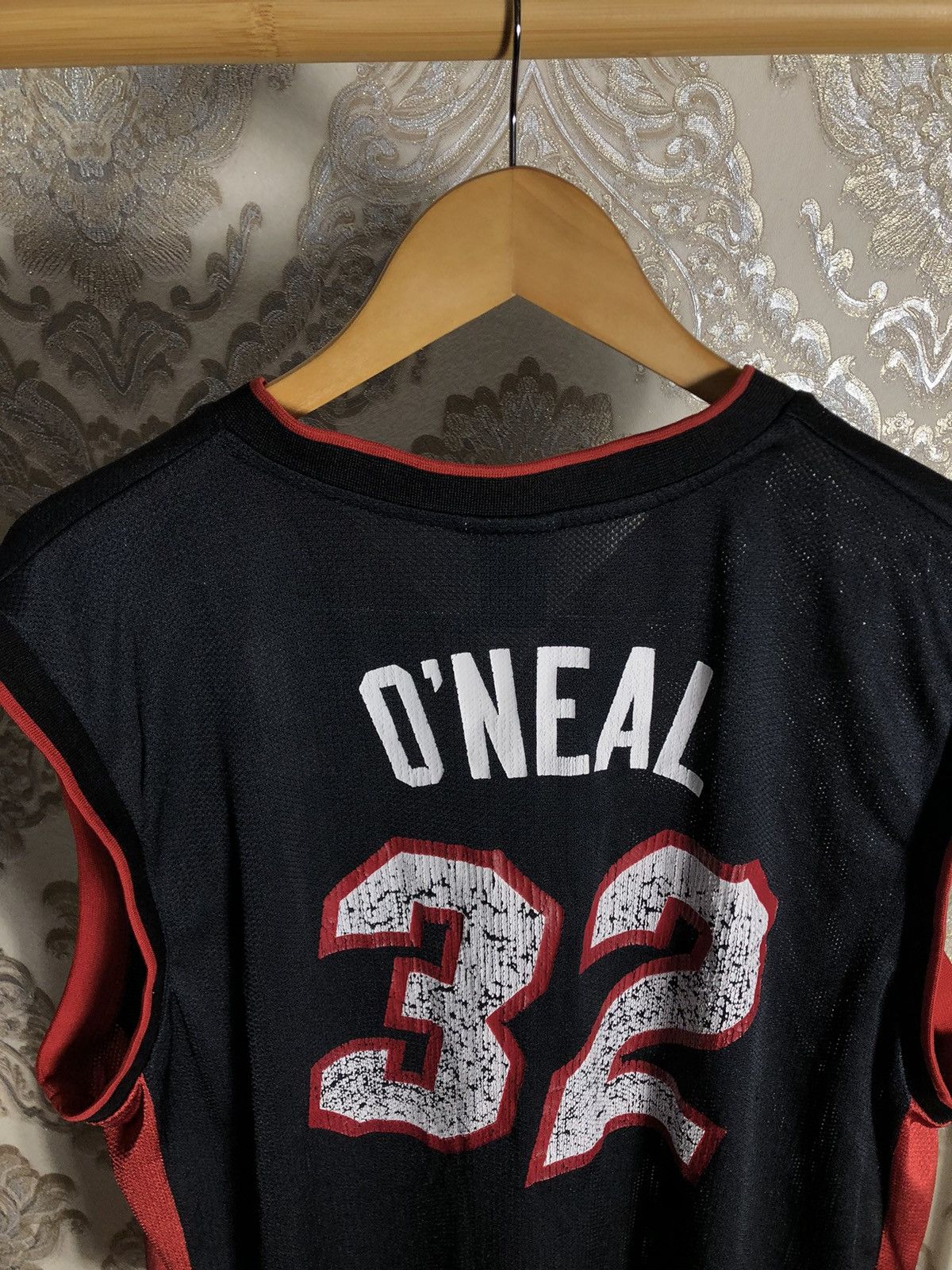 Reebok VINTAGE REEBOK HEAT O’NEAL RETRO NBA JERSEY BASKETBALL 90s Size US L / EU 52-54 / 3 - 7 Thumbnail