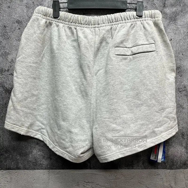 Off-White Off-White Gray Cotton Men's Shorts . Size US 27 - 2 Thumbnail