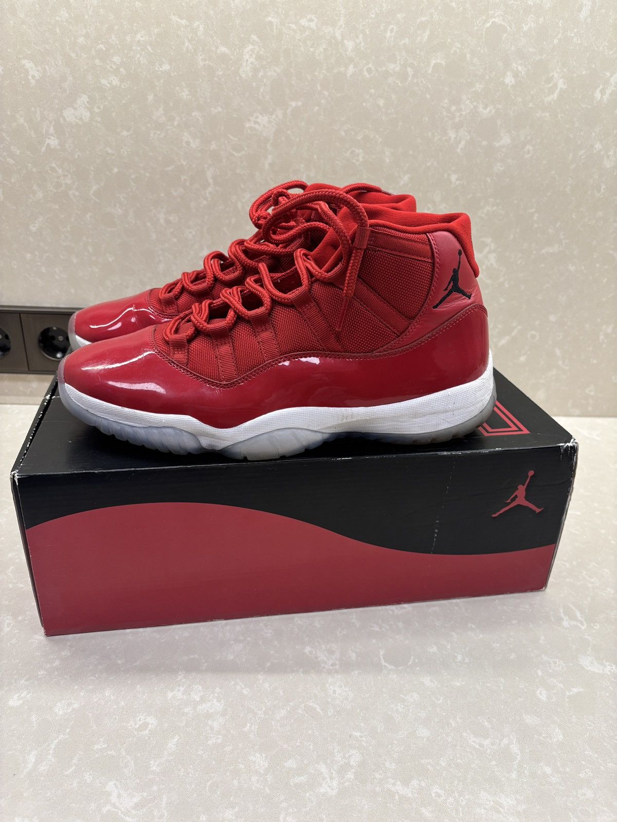 Nike 2016 win like 96 jordan 11 Size US 11 / EU 44 - 1 Thumbnail