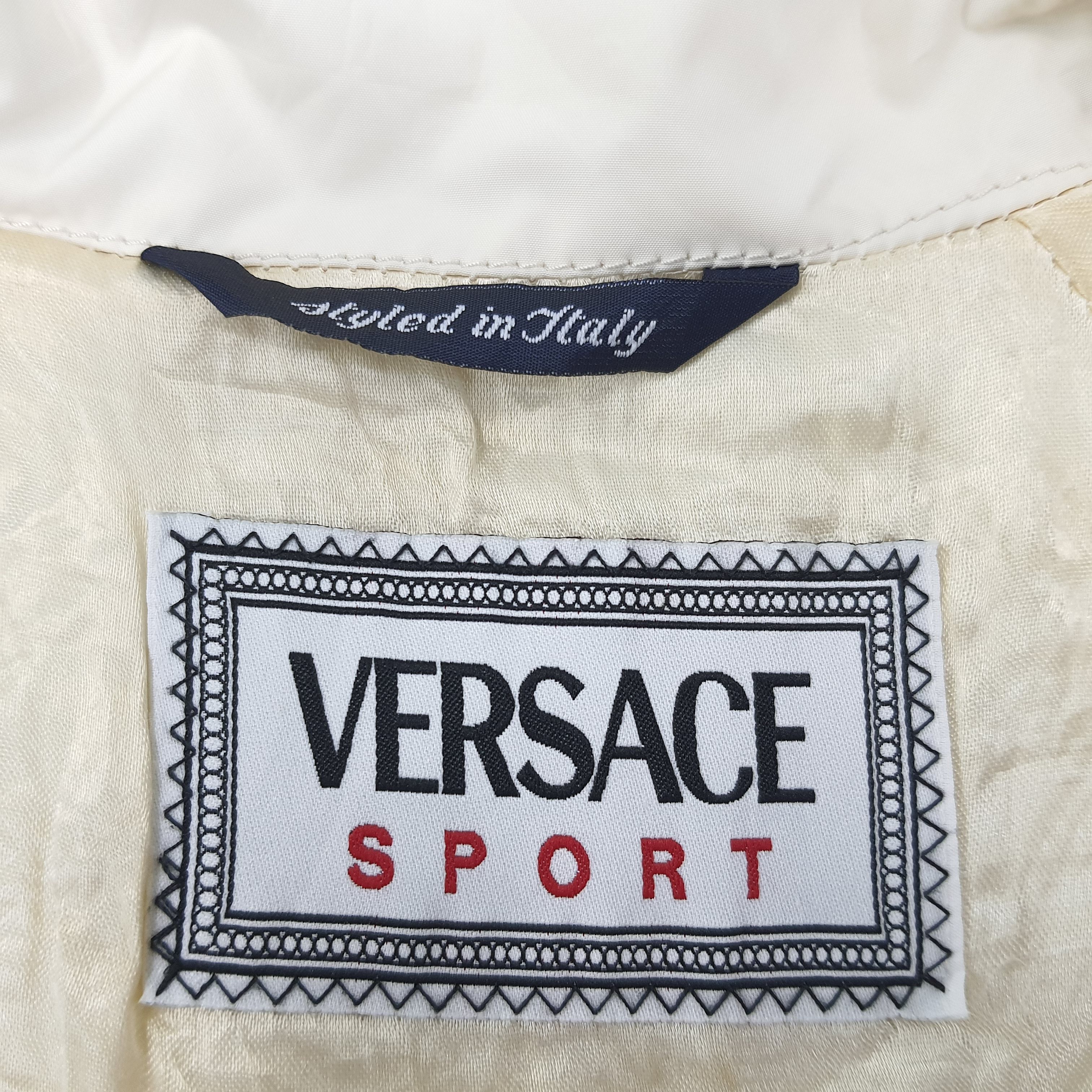 Versace × Vintage Vintage Versace Sport Italian Brand Jacket c232N9 Size US M / EU 48-50 / 2 - 7 Thumbnail