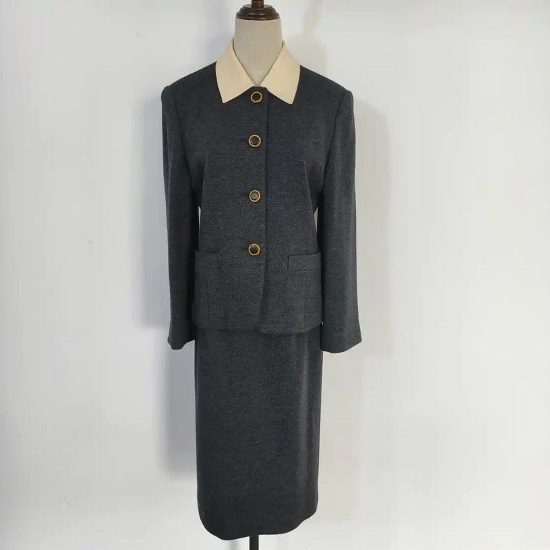 Burberry Burberry Gray Wool Long Sleeve Dress Size M / US 6-8 / IT 42-44 - 1 Thumbnail