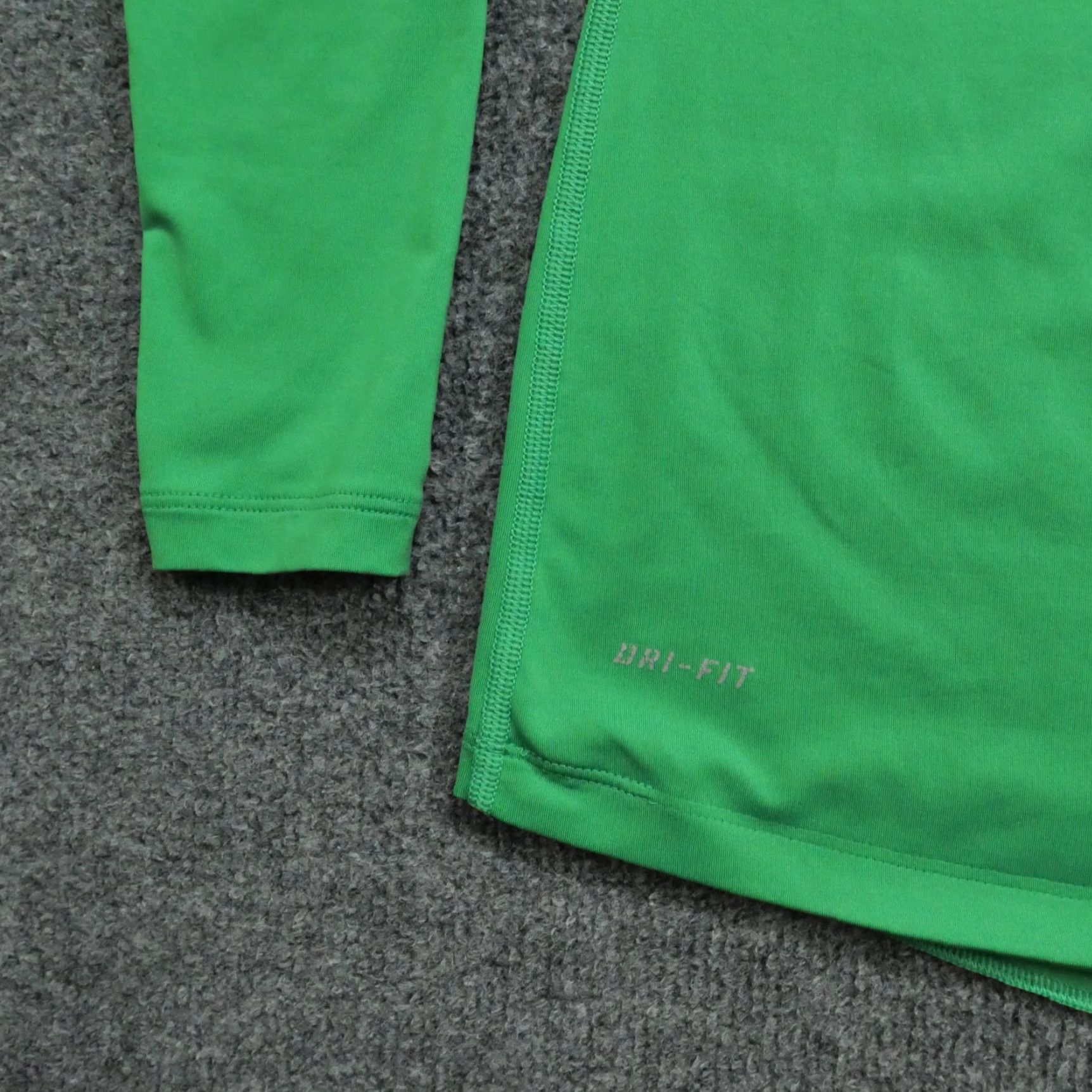 Nike Nike Shirt Womens XL Green Dri-FIT Pro Long Sleeve Mock Neck Zip Thumb Holes Casual Pullover Size XL / US 12-14 / IT 48-50 - 3 Thumbnail