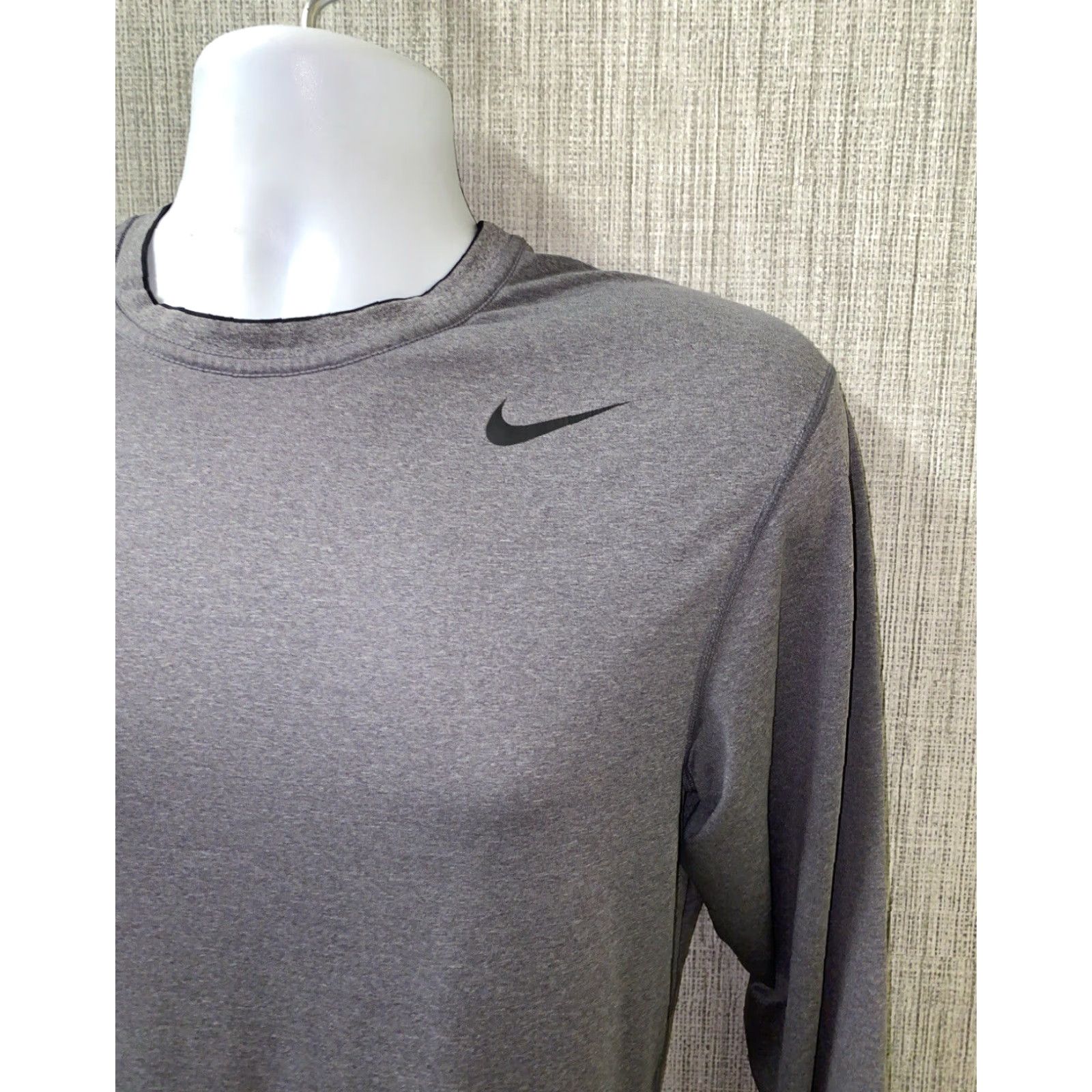 Nike Nike Pro Mens Athletic Long Sleeve Compression Shirt XL Gray Activewear Size US XL / EU 56 / 4 - 2 Thumbnail