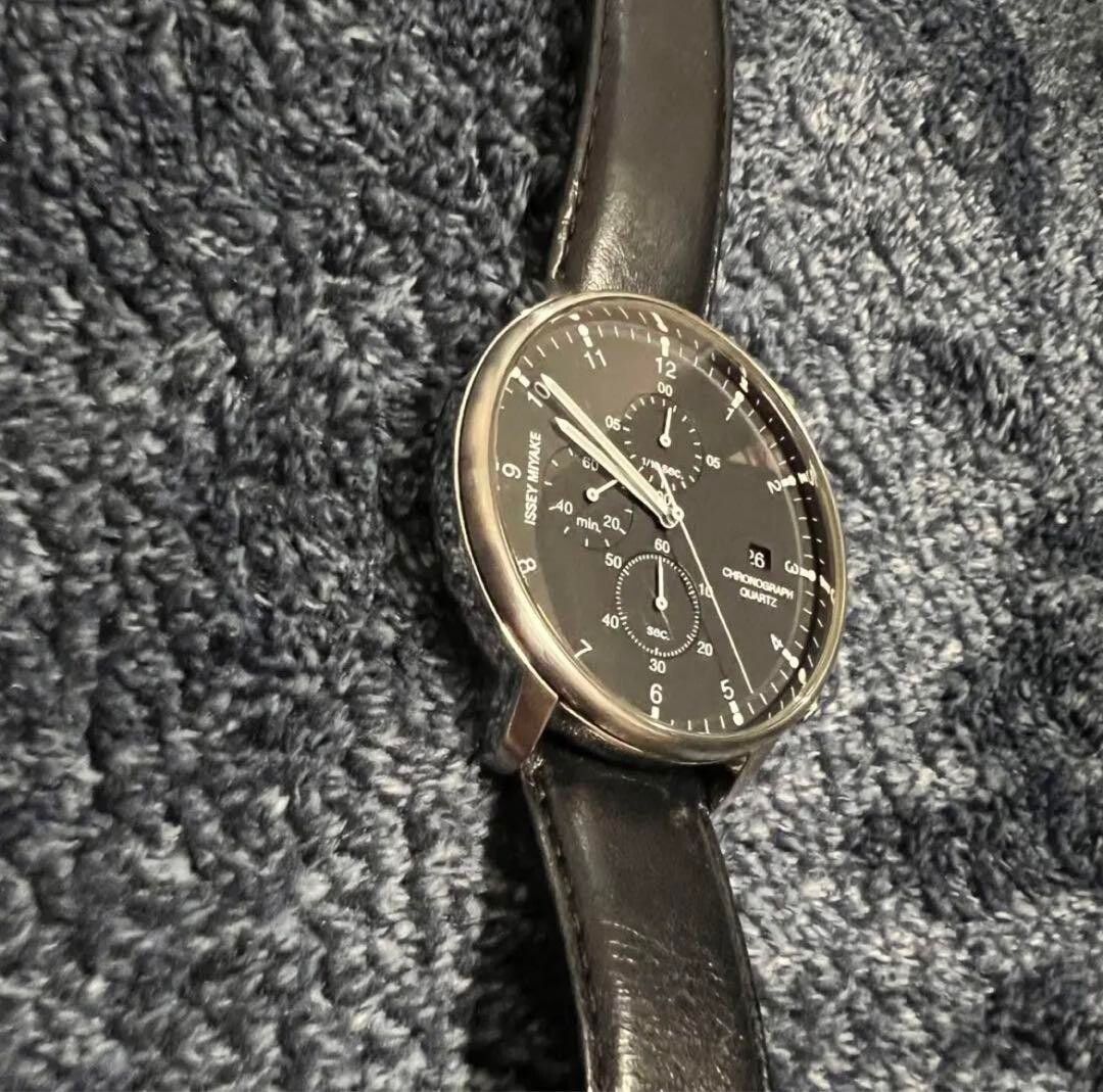 Issey Miyake ISSEY MIYAKE Round Shape Genuine Leather Wristwatch Black ...