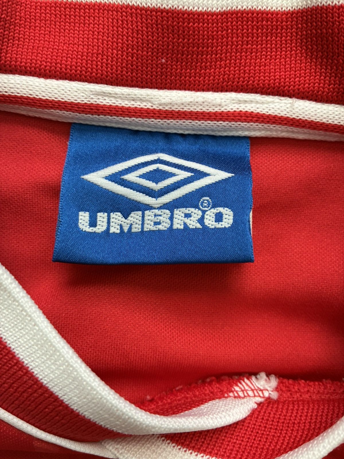 Umbro 1999/2009 Ajax Home Kit Size US L / EU 52-54 / 3 - 4 Thumbnail