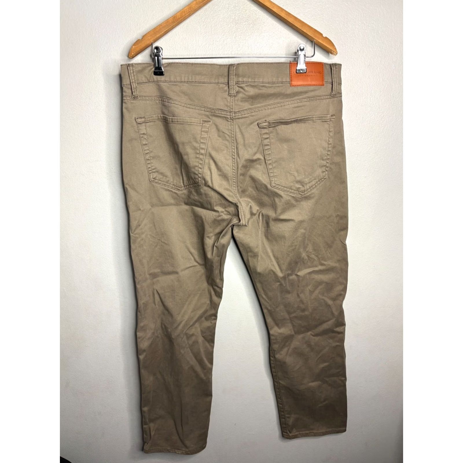 Lucky Brand Lucky Brand Chino Pants Mens 31x30 Khaki Slim Straight Stretch 5 Pocket Beige Flat Front Casual Size US 36 / EU 52 - 4 Thumbnail