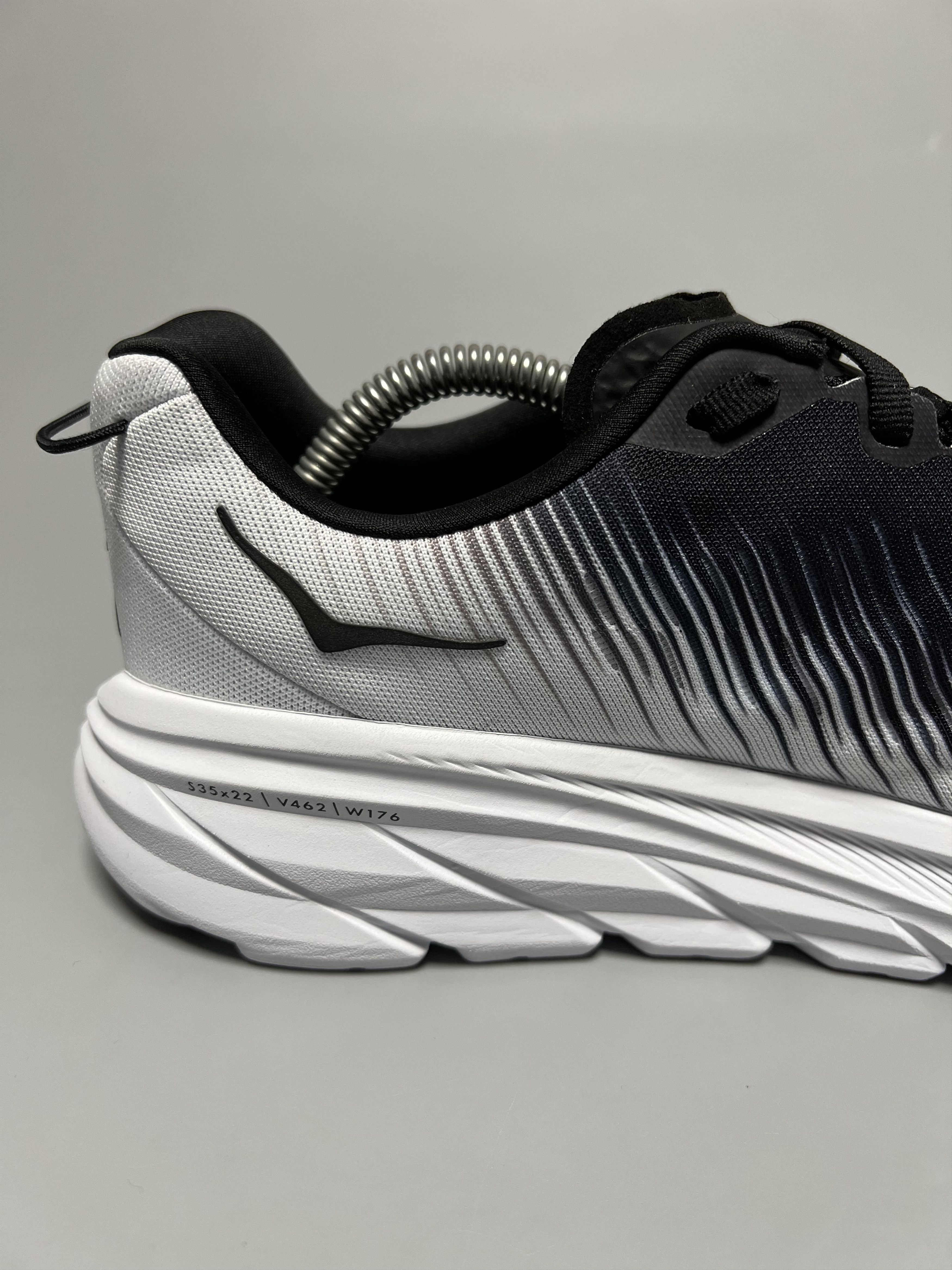 Hoka 9.5B Hoka One One Rincon 3 Women's Running Shoes Walking Gym Size US 9.5 / IT 39.5 - 6 Thumbnail
