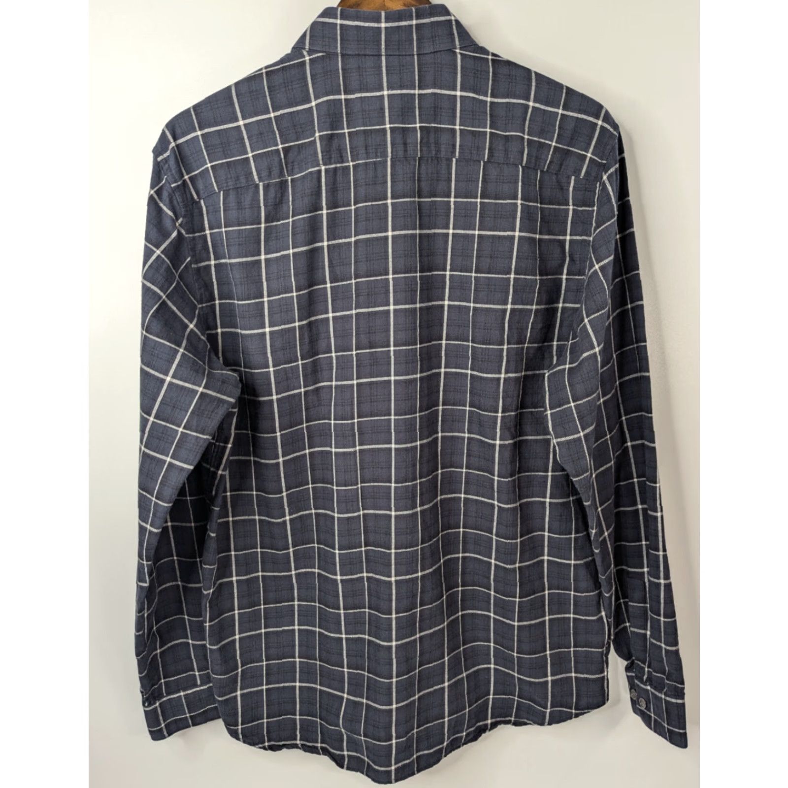 Theory Theory Button-Up Shirt Men Navy Plaid Lightweight Flannel Size L Size US L / EU 52-54 / 3 - 4 Thumbnail