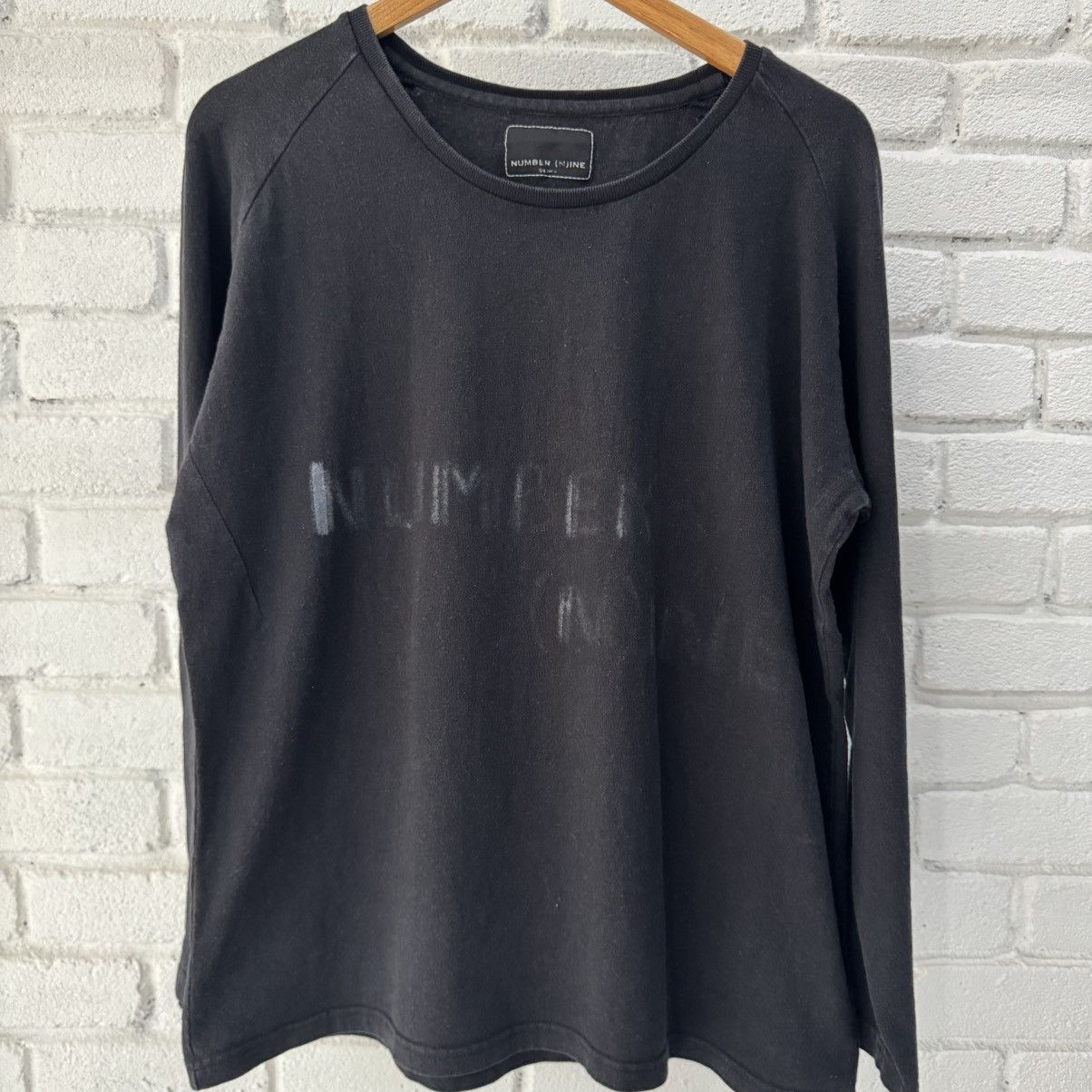 Number (N)ine Number ( N )ine Chalk Logo LS Tee Size US XL / EU 56 / 4 - 1 Thumbnail