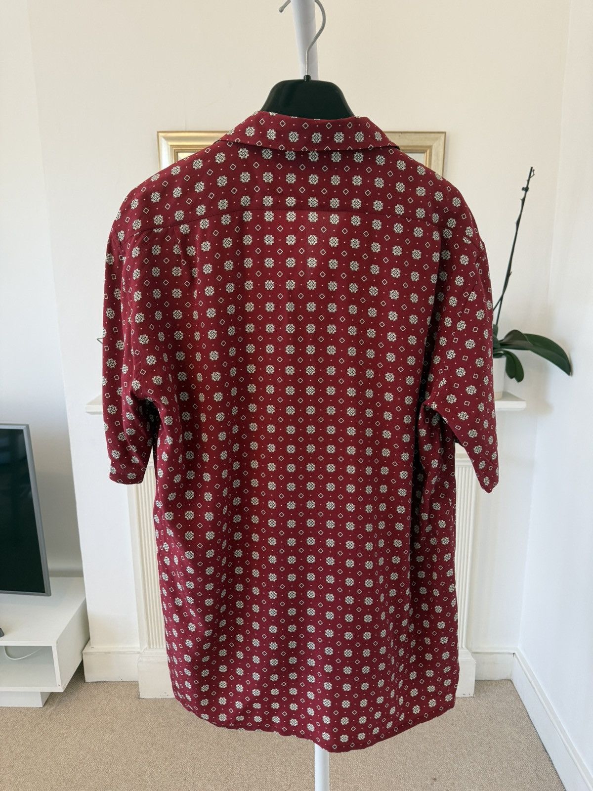 Saint Laurent Paris Saint Laurent Diamond Print Shark Collar Silk Shirt Size US M / EU 48-50 / 2 - 4 Thumbnail