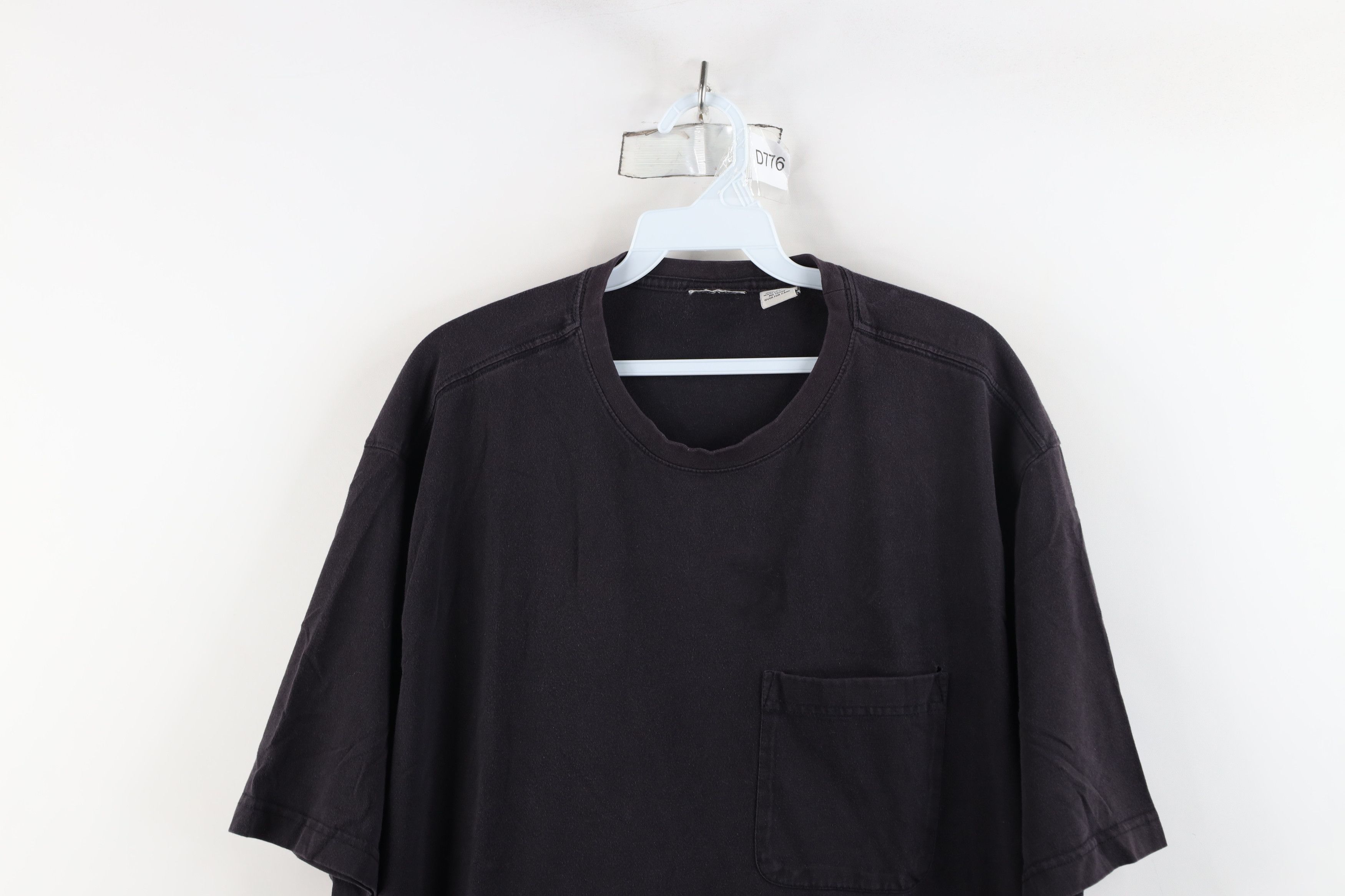 Vintage Vintage 90s Streetwear Blank Cotton Pocket T-Shirt Black Size US L / EU 52-54 / 3 - 2 Thumbnail