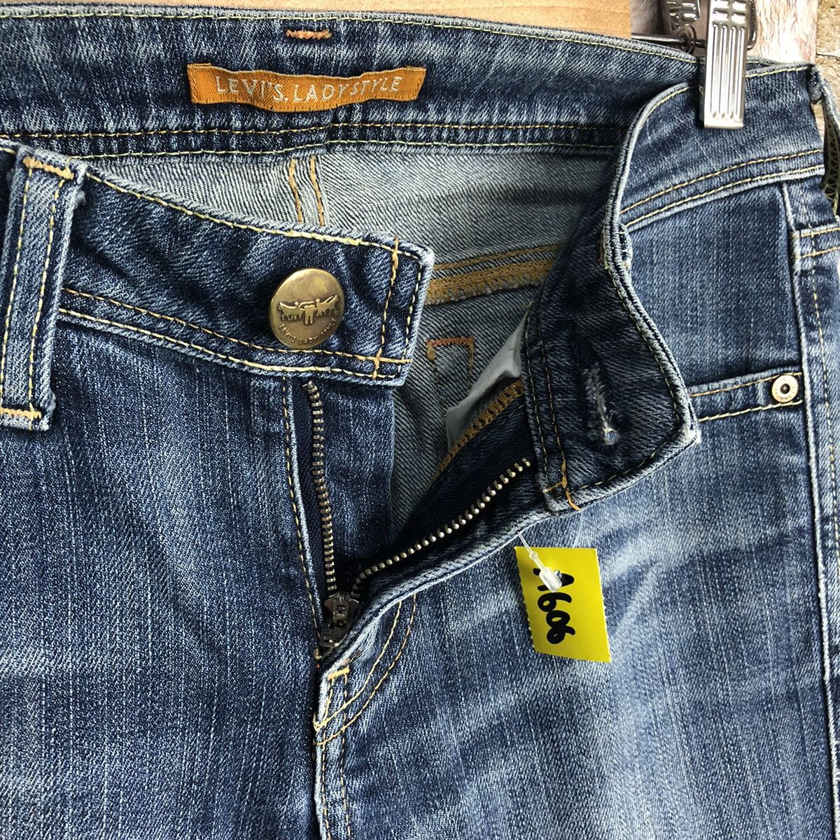Levi's Levis Ladies Blue Disstressed Denim Pants #A606 Size 29" - 13 Thumbnail