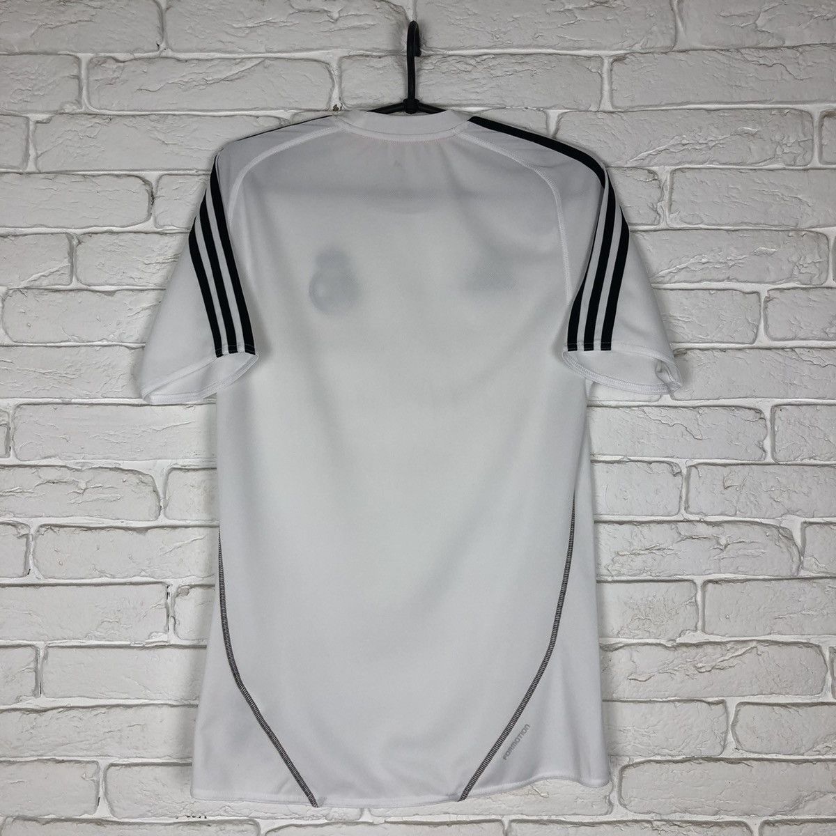 Adidas Real Madrid training soccer jersey vintage Size US S / EU 44-46 / 1 - 4 Thumbnail