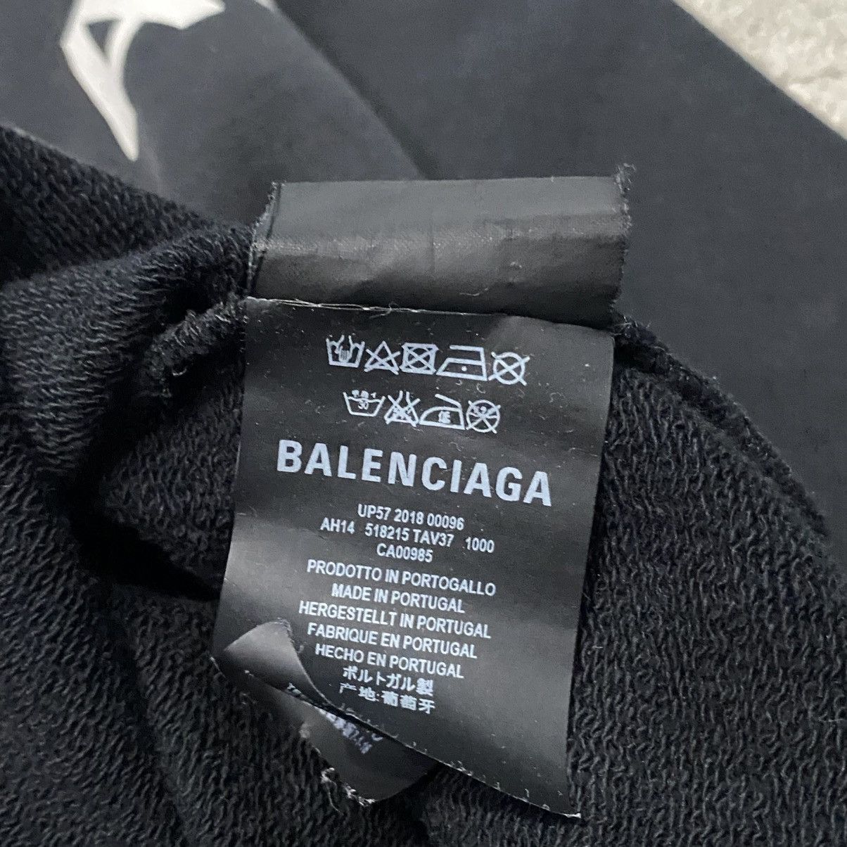 Balenciaga Balenciaga Back Logo Hoodie Size US S / EU 44-46 / 1 - 3 Thumbnail