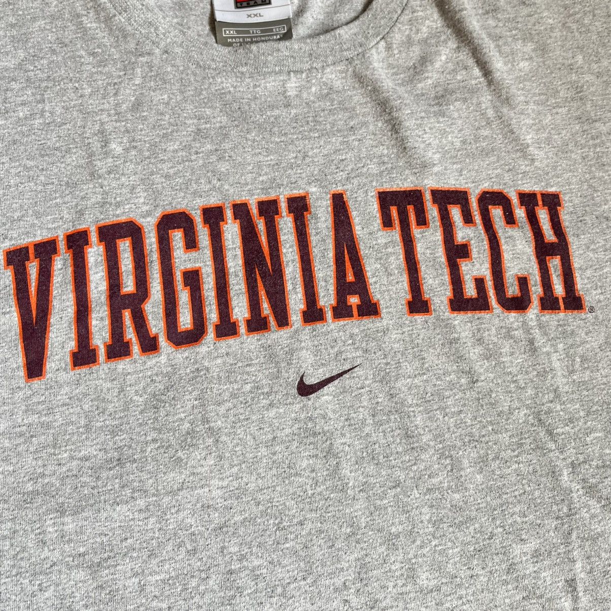 Nike Vintage Y2K Nike Virginia Tech Center Swoosh Logo Tee Shirt Size US XXL / EU 58 / 5 - 3 Thumbnail