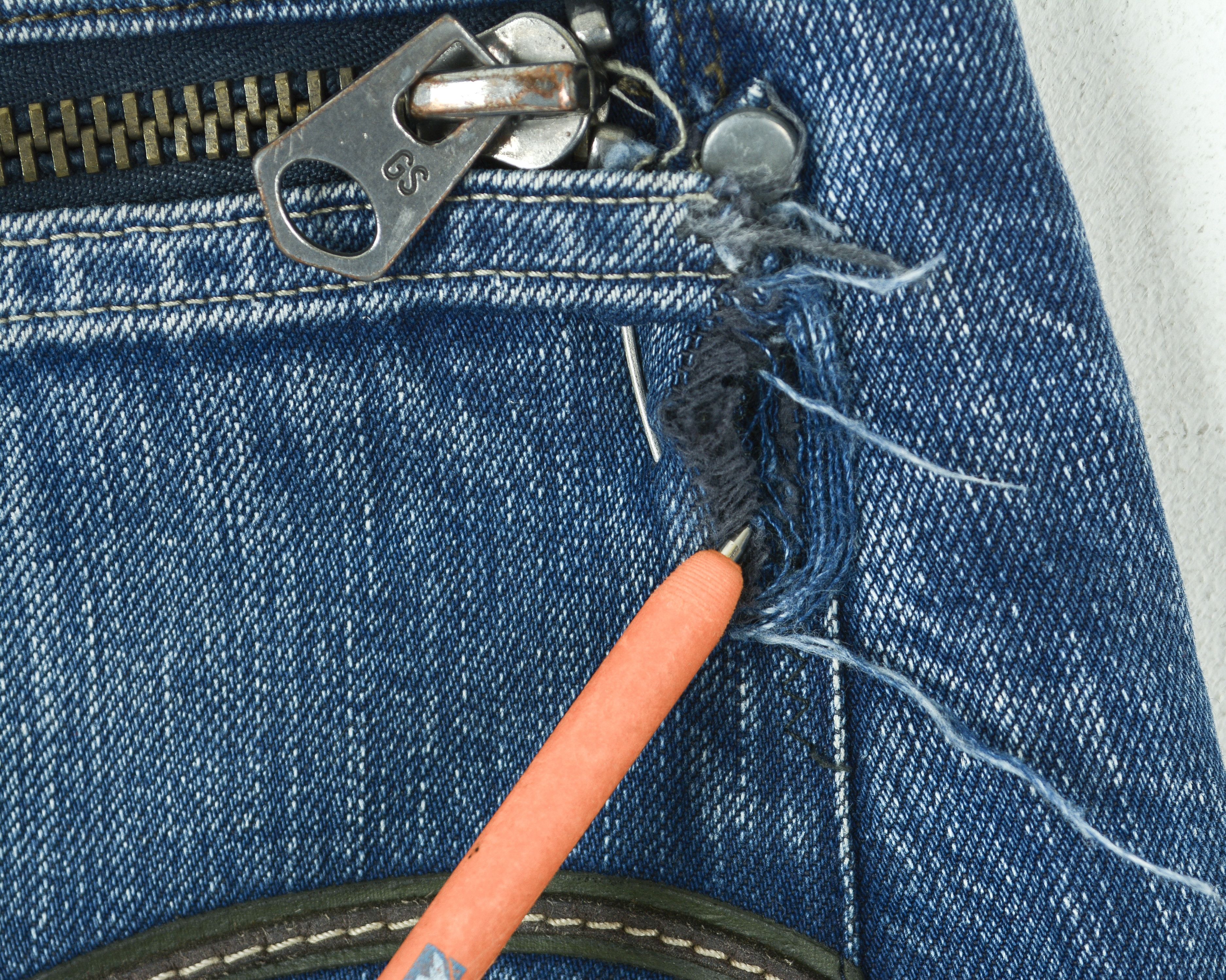 G-Star 'Attacc Straight' W31 L32 Jeans Pants Trousers Button Size US 31 - 11 Thumbnail