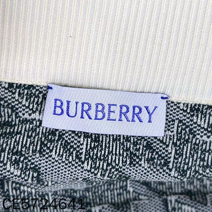 Burberry Burberry Checked Flocked Short Skirt Dark Green M Size 27" / US 4 / IT 40 - 4 Thumbnail
