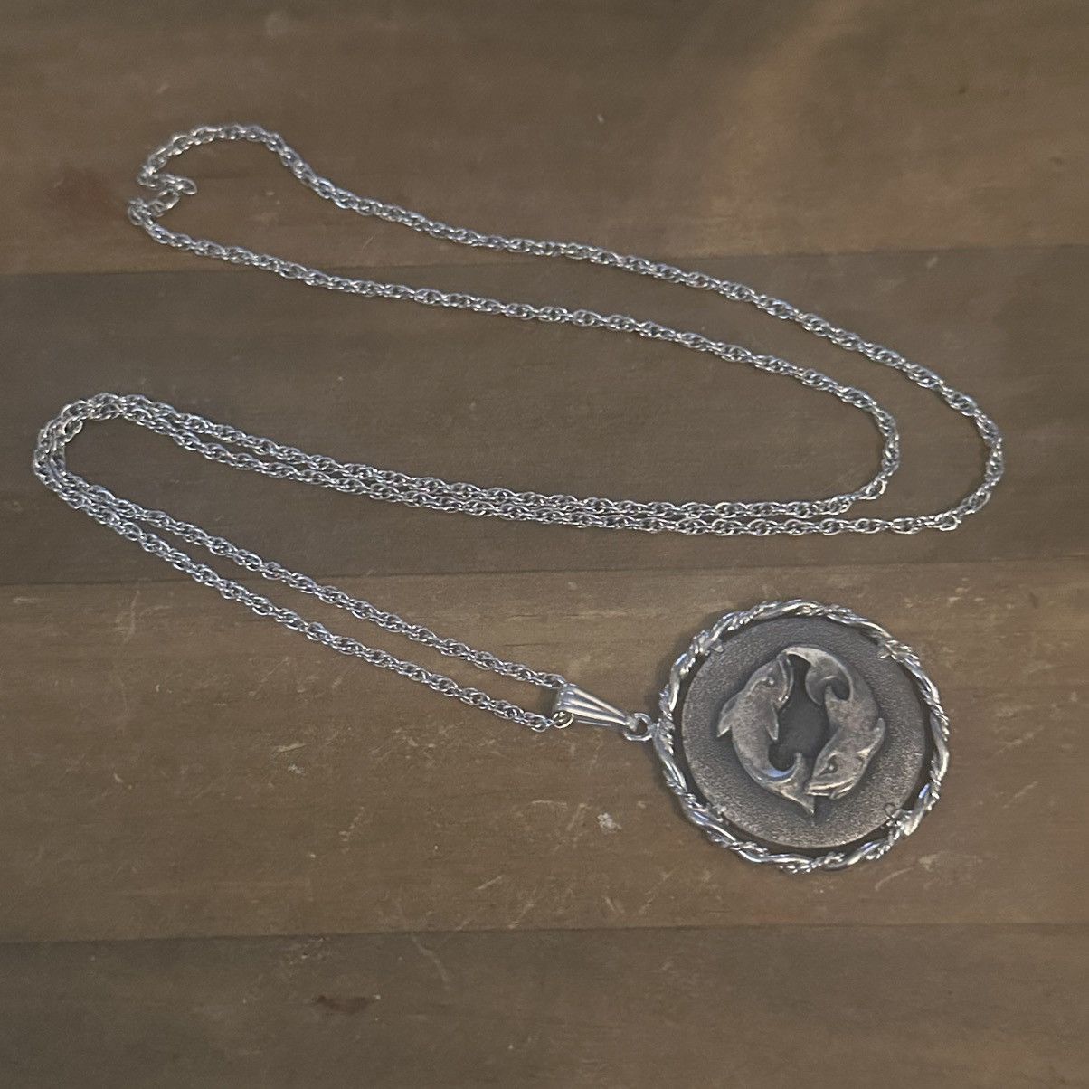 Vintage Vintage pewter Pisces pendant necklace Size ONE SIZE - 2 Thumbnail