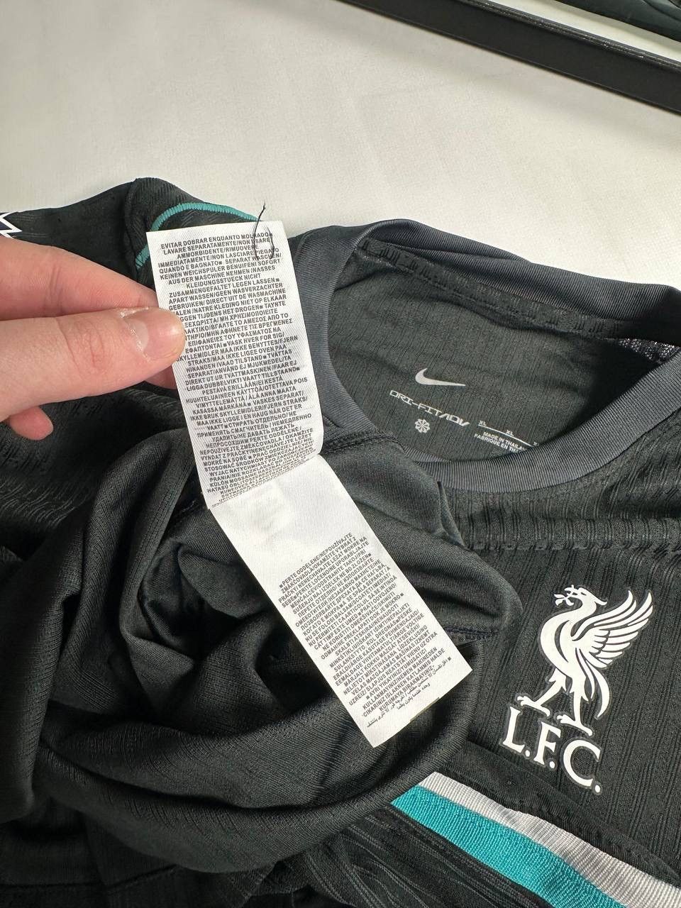 Nike Liverpool Fc Away 2024/25 Soccer Jersey Size US XL / EU 56 / 4 - 8 Thumbnail