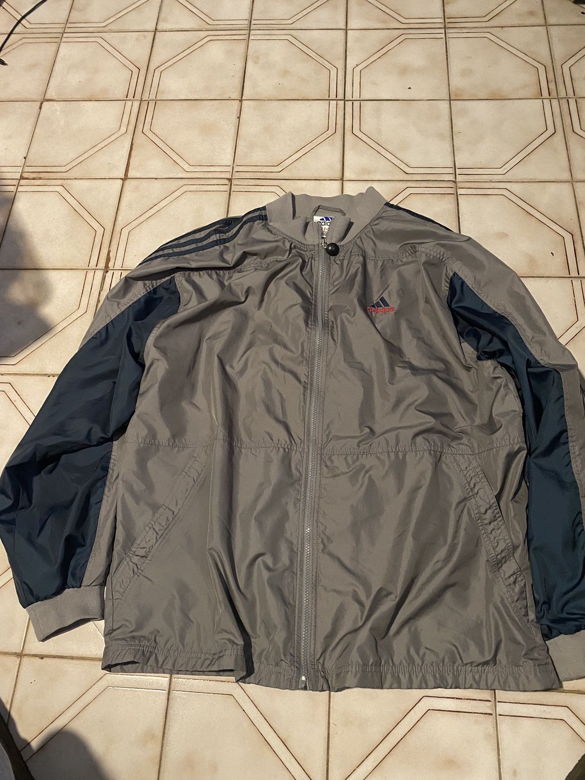 Adidas Vintage adidas windbreaker Size US L / EU 52-54 / 3 - 1 Thumbnail
