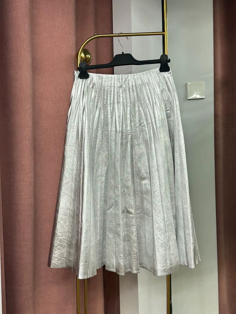 Gucci Gucci Silver pleated skirt Size 28" / US 6 / IT 42 - 2 Thumbnail