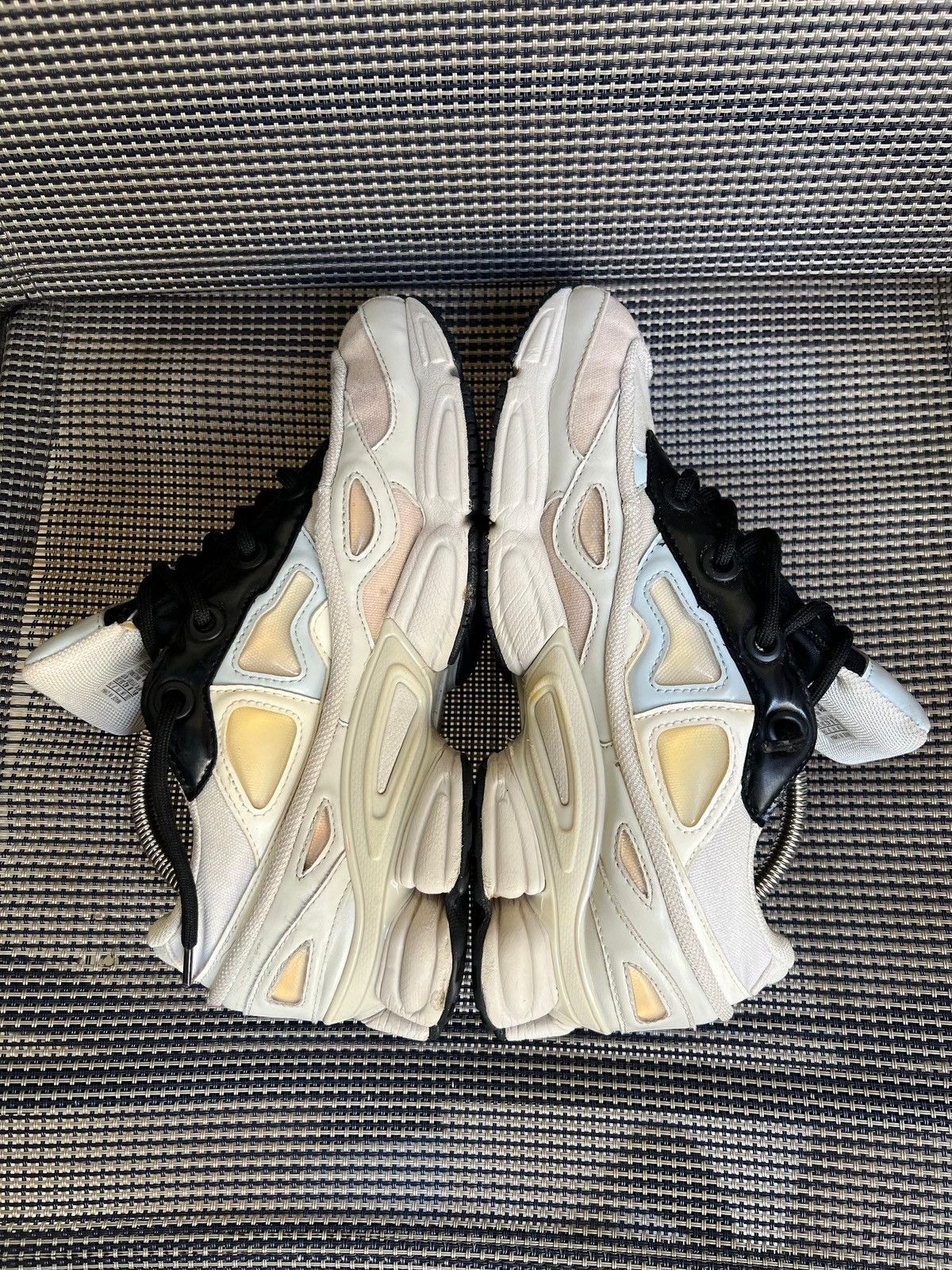 Adidas × Raf Simons Adidas x Raf Simons Ozweego Size US 8.5 / EU 41-42 - 6 Thumbnail
