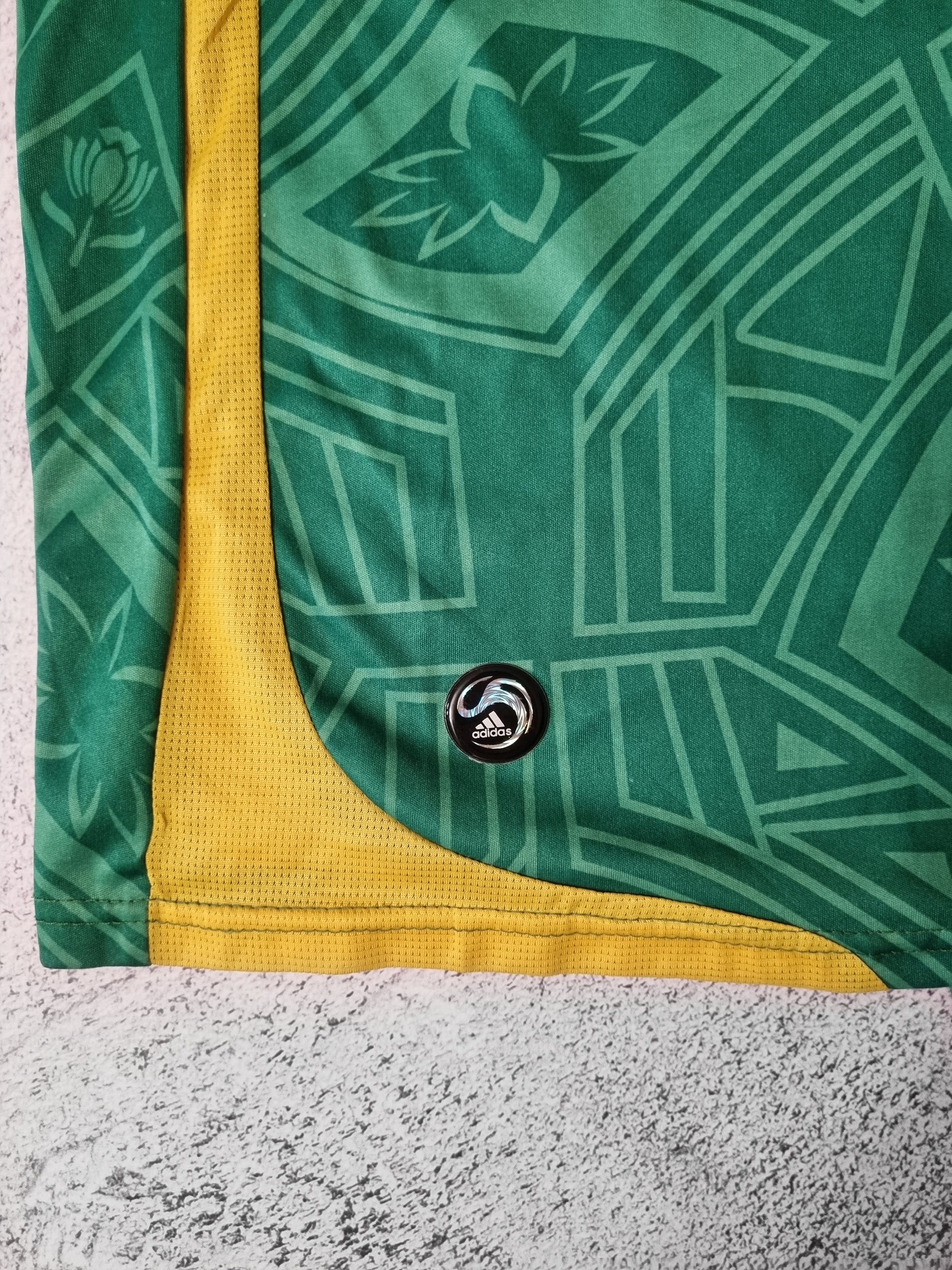 Adidas South Africa 2002/04 Home Shirt Adidas Vintage Jersey Size US S / EU 44-46 / 1 - 6 Thumbnail