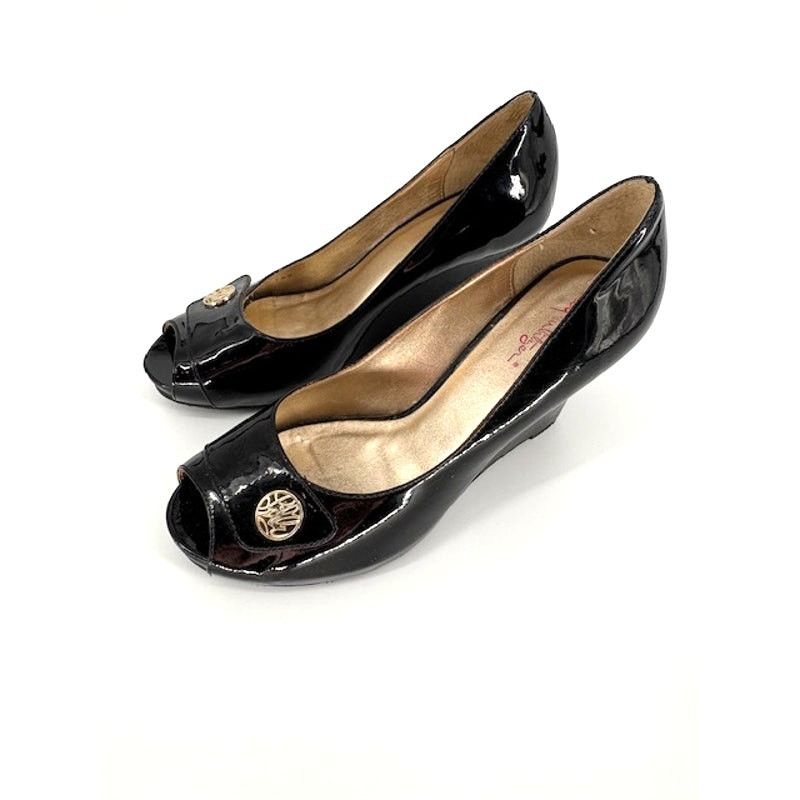 Lilly Pulitzer Lilly Pulitzer Patent Leather Peep Toe 3” Wedges in Black Size US 7.5 / IT 37.5 - 4 Thumbnail