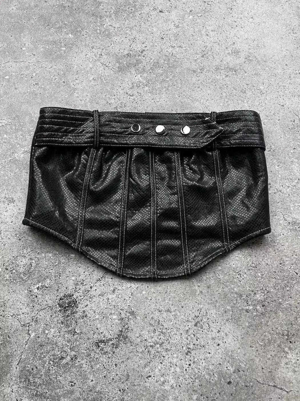 Japanese Brand Vintage Belt Crop Top C479(V344)(E8) Size XS / US 0-2 / IT 36-38 - 1 Thumbnail