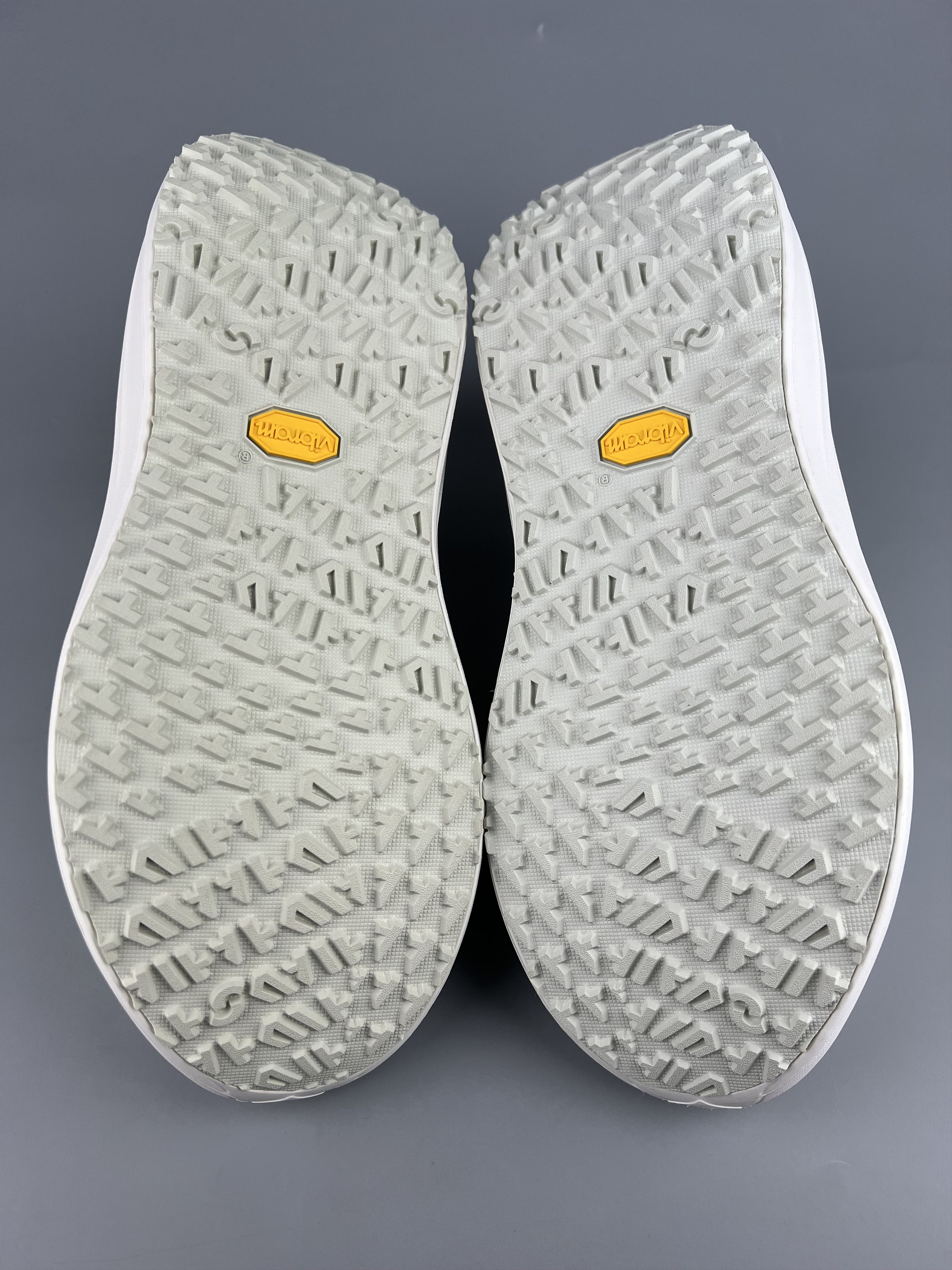 Hoka Hoka One One U Thoughtful Creation White Sneakers Size US 10 / IT 40 - 6 Thumbnail