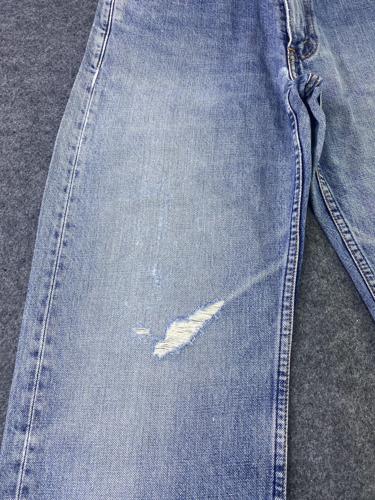 Jean × Levi's × Vintage VINTAGE LEVIS 503 DISTRESS BLUE WASH JEANS - J906 Size US 30 / EU 46 - 13 Thumbnail