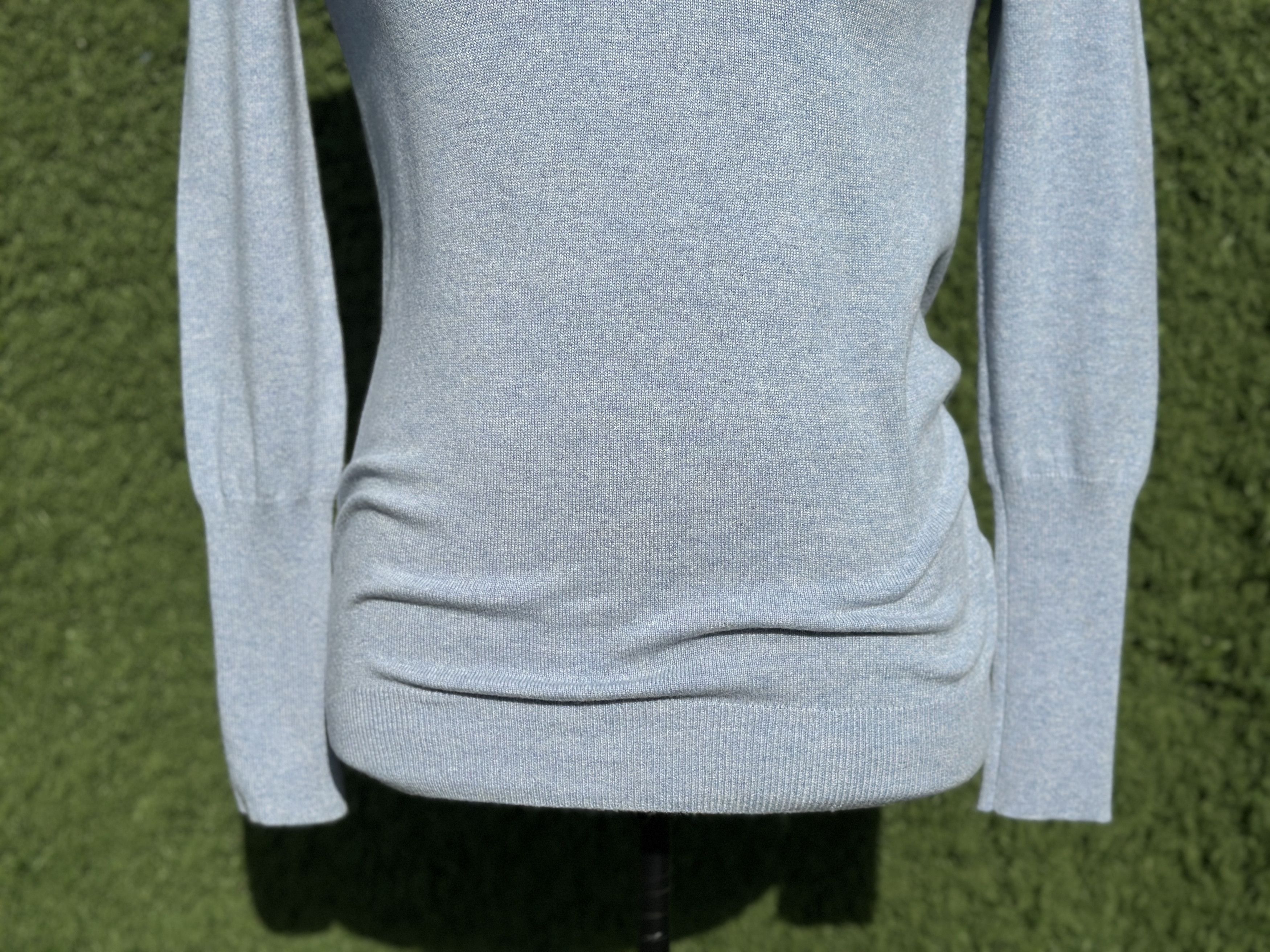 Brunello Cucinelli Brunello Cucinelli Cashmere V Neck Fine Knit Sweater S M Size M / US 6-8 / IT 42-44 - 4 Thumbnail