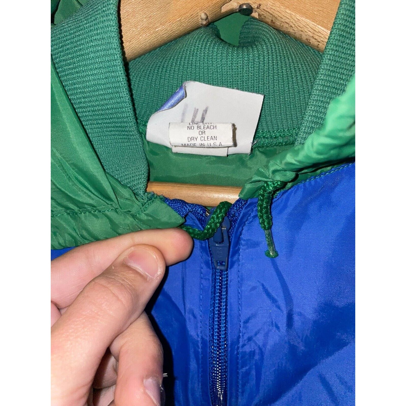 Vintage Vintage Blue Green Windbreaker Doherty Country Club CC VTG L Size US L / EU 52-54 / 3 - 8 Thumbnail