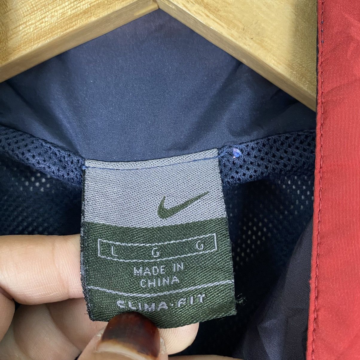 Nike × Nike ACG Nike Big Logo Zipper Jacket Sun Faded Size US L / EU 52-54 / 3 - 13 Thumbnail