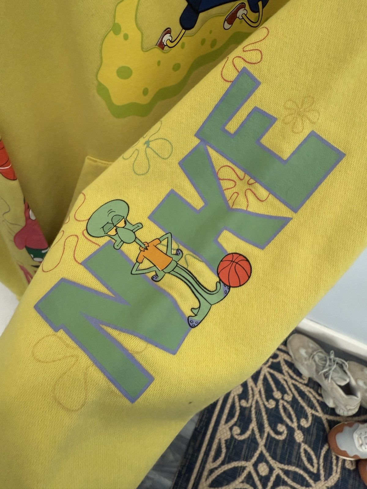 Nike Nike Kyrie x SpongeBob Hoodie - yellow Size US M / EU 48-50 / 2 - 3 Thumbnail