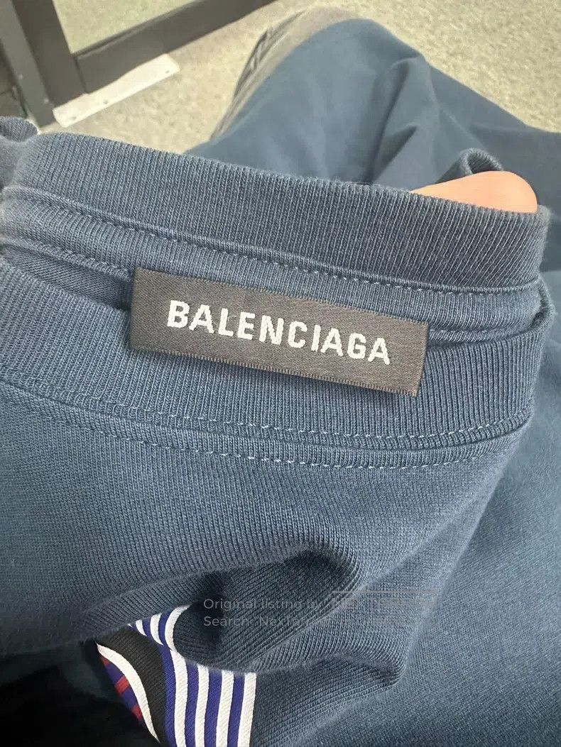 Balenciaga Balenciaga Circle Short Sleeve Size US XS / EU 42 / 0 - 3 Thumbnail