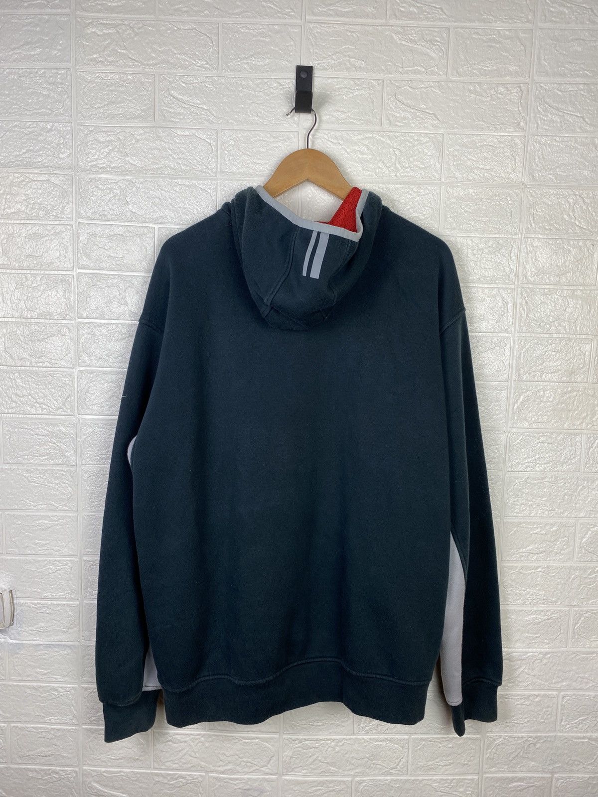 Nike × Vintage Vintage Nike Athletic 71 Hoodie Logo Size L Size US L / EU 52-54 / 3 - 8 Thumbnail