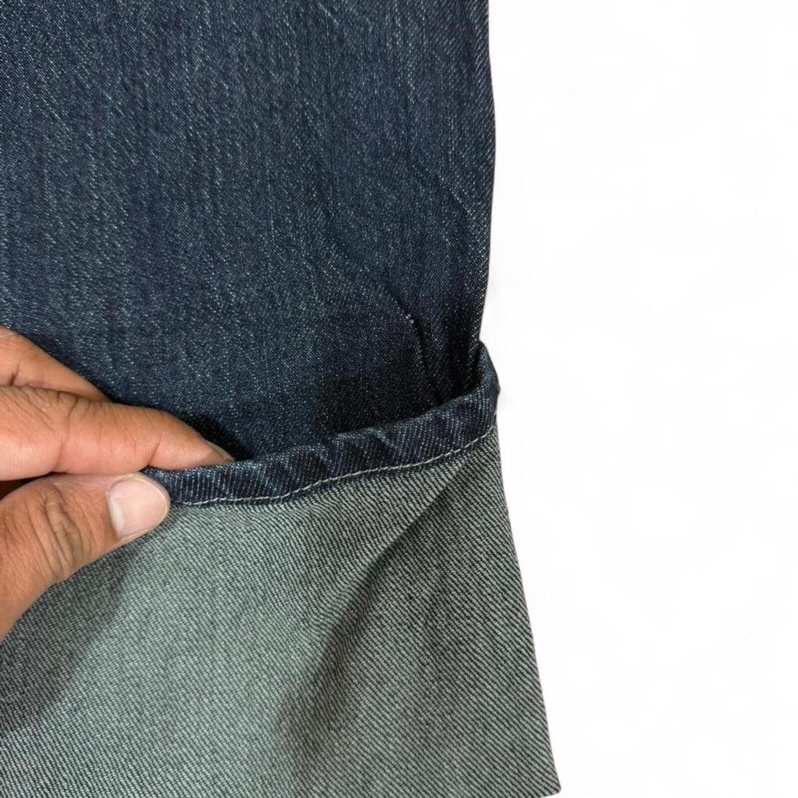 True Religion Dark blue denim jeans with a wide leg fit Size 28" / US 6 / IT 42 - 6 Thumbnail