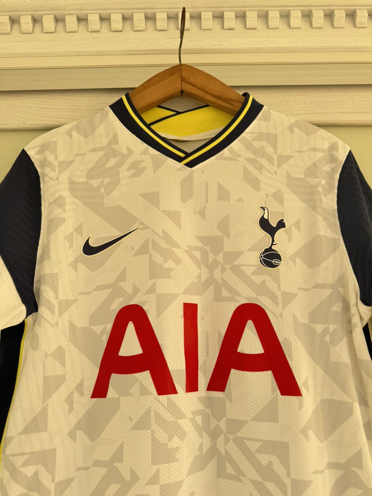 Nike Bale #9 Tottenham Hotspur 2020-2021 Player Issue Home Jersey Size US M / EU 48-50 / 2 - 5 Thumbnail