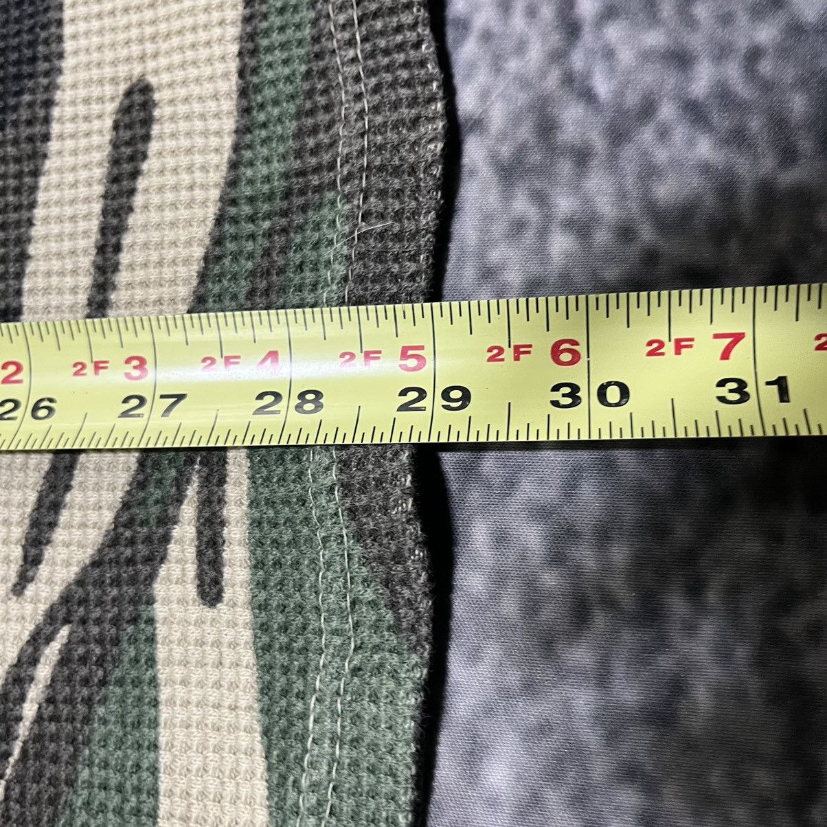 Vintage Vintage Y2K 2000s Camo Thermal Grunge Skater T Shirt XL Size US XL / EU 56 / 4 - 10 Thumbnail