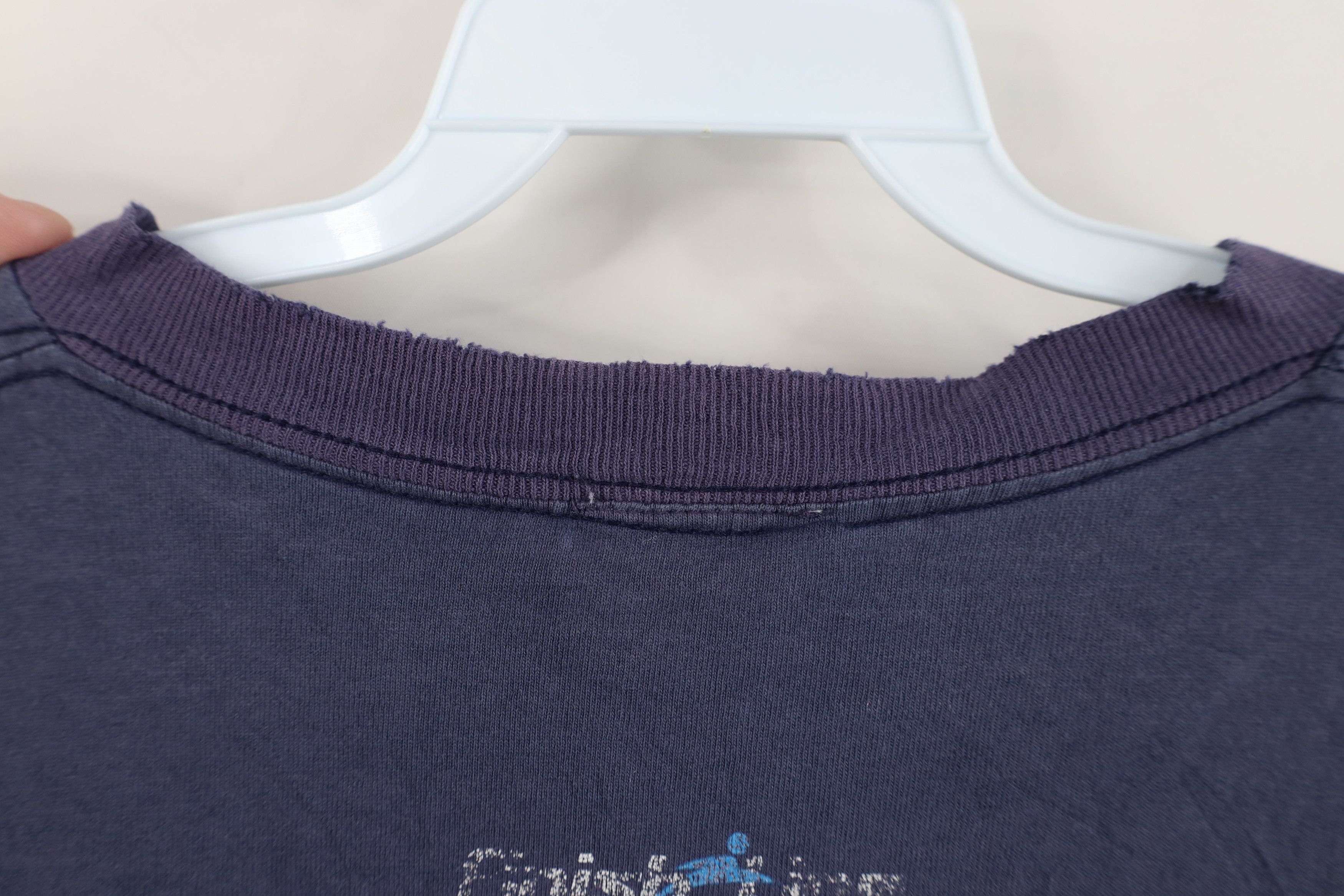Nike Vintage 90s Nike Mini Swoosh Enjoy the Weather T-Shirt Size US L / EU 52-54 / 3 - 10 Thumbnail