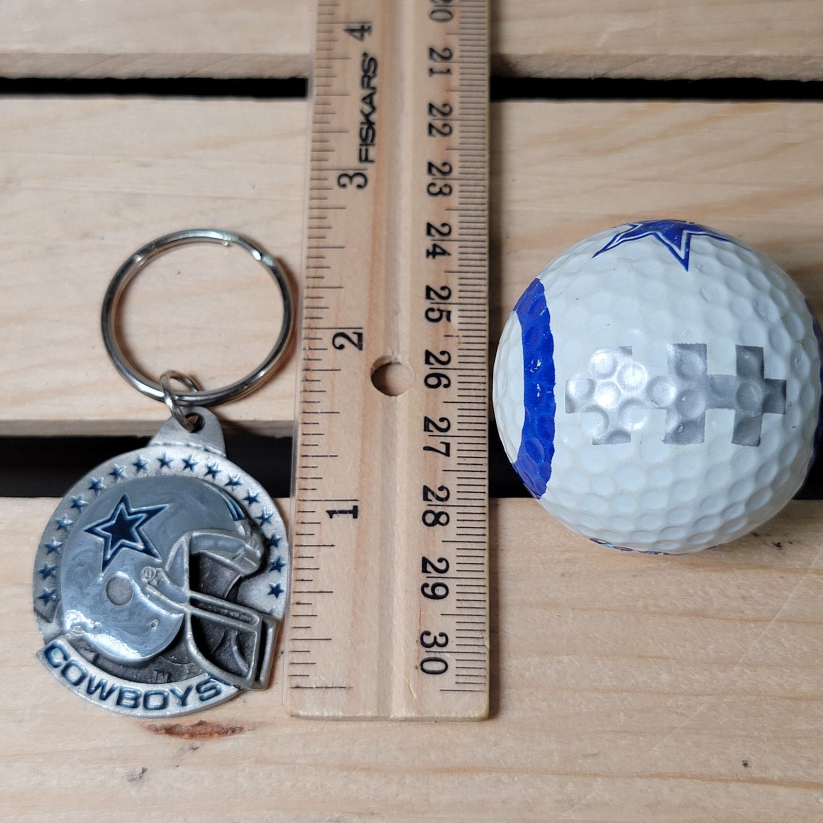 Other VINTAGE Dallas Cowboys Cast Metal Keychain (1991) +Golf Ball Size ONE SIZE - 3 Thumbnail