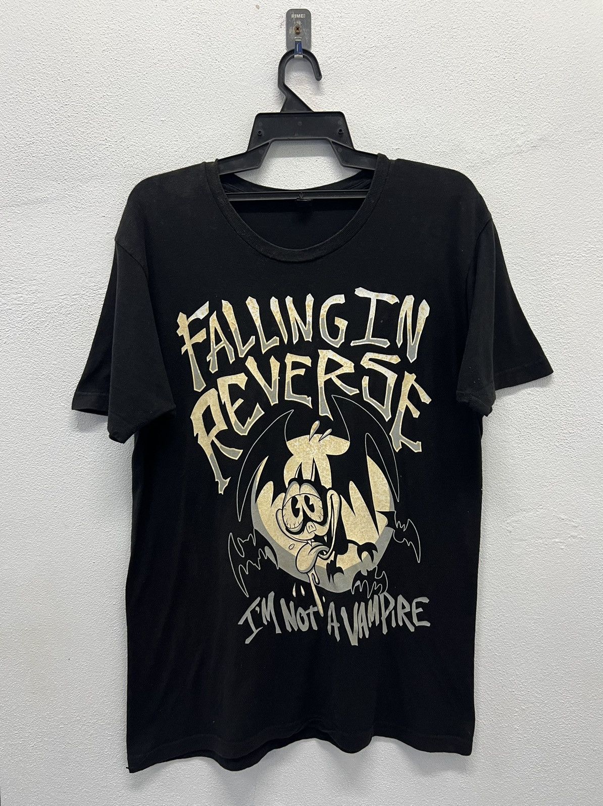 VINTAGE FALLING IN REVERSE I’M NOT A VAMPIRE SHIRT