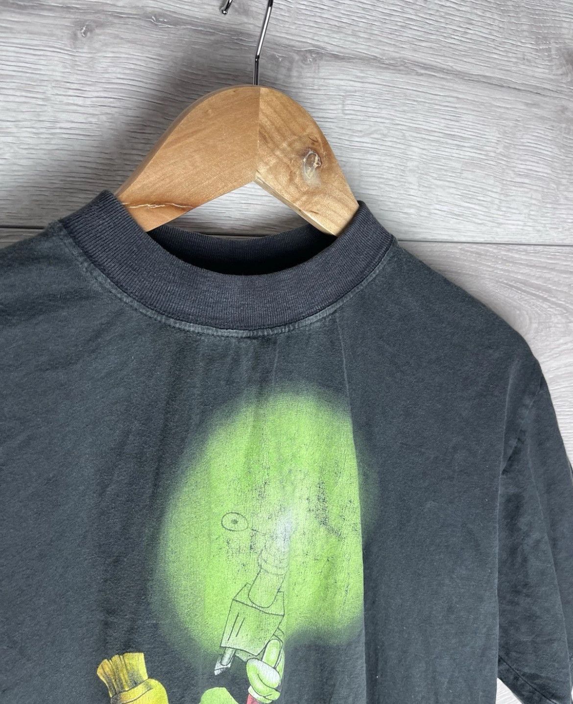 Fruit Of The Loom Shirt Large Black Marvin The Martian Shooting Laser Size M Size US M / EU 48-50 / 2 - 8 Thumbnail