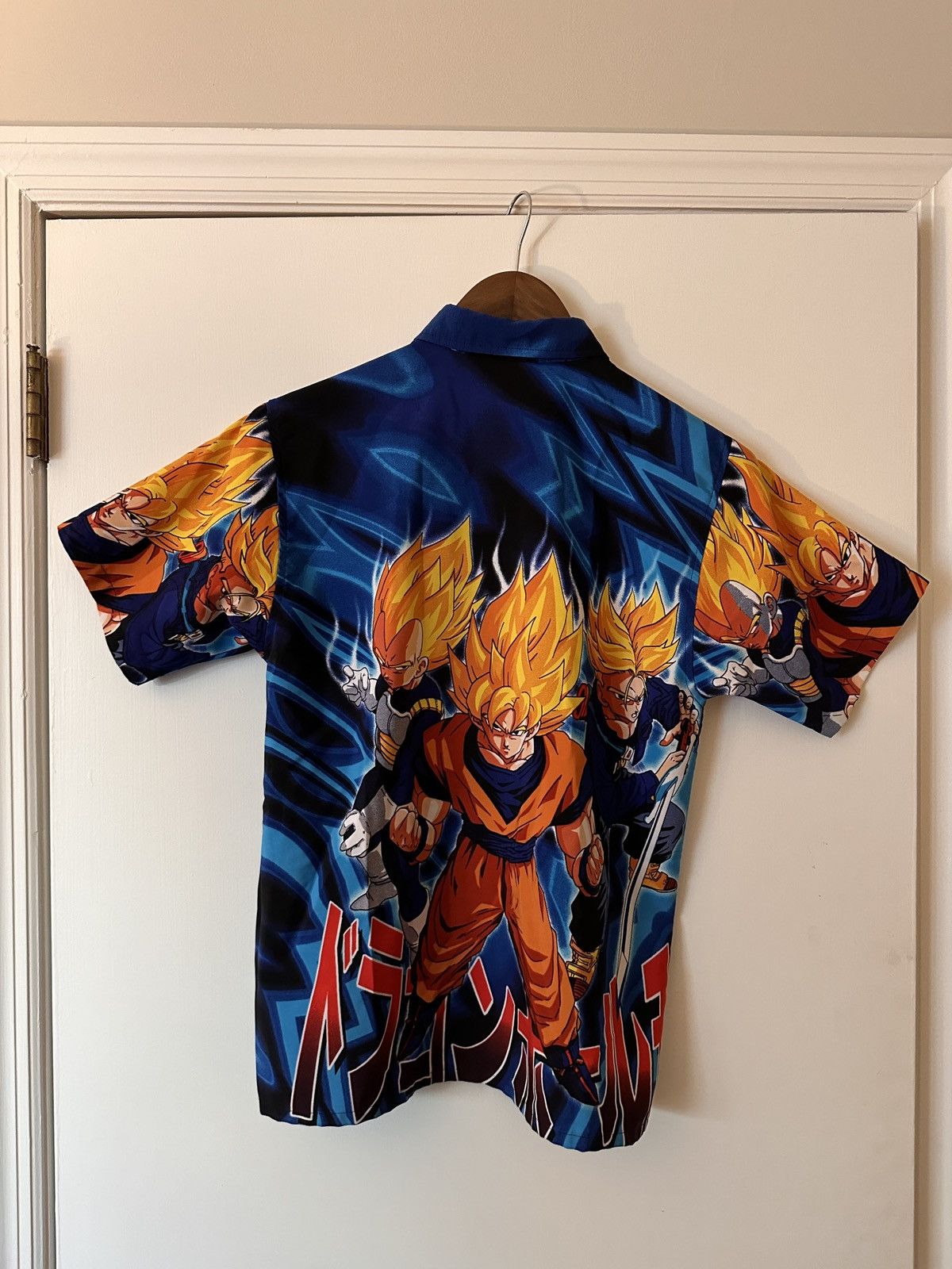 Cartoon Network × Vintage Vintage Dragon Ball Z Super Saiyan button up shirt Size US S / EU 44-46 / 1 - 3 Thumbnail
