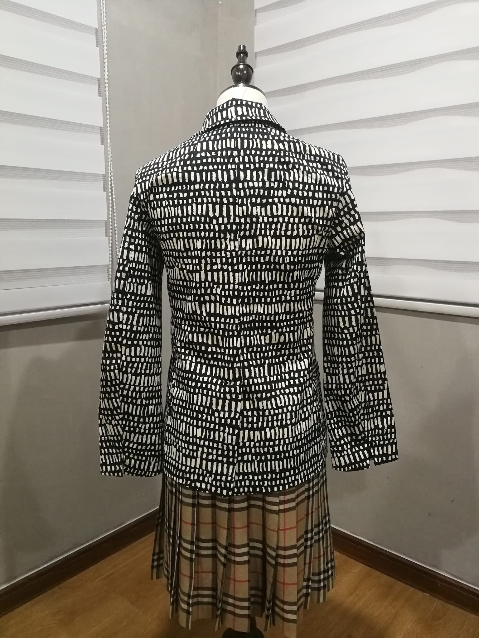 Max Mara S Max Mara designer mini trench jacket XS Size XXS / US 00 / IT 34 - 2 Thumbnail