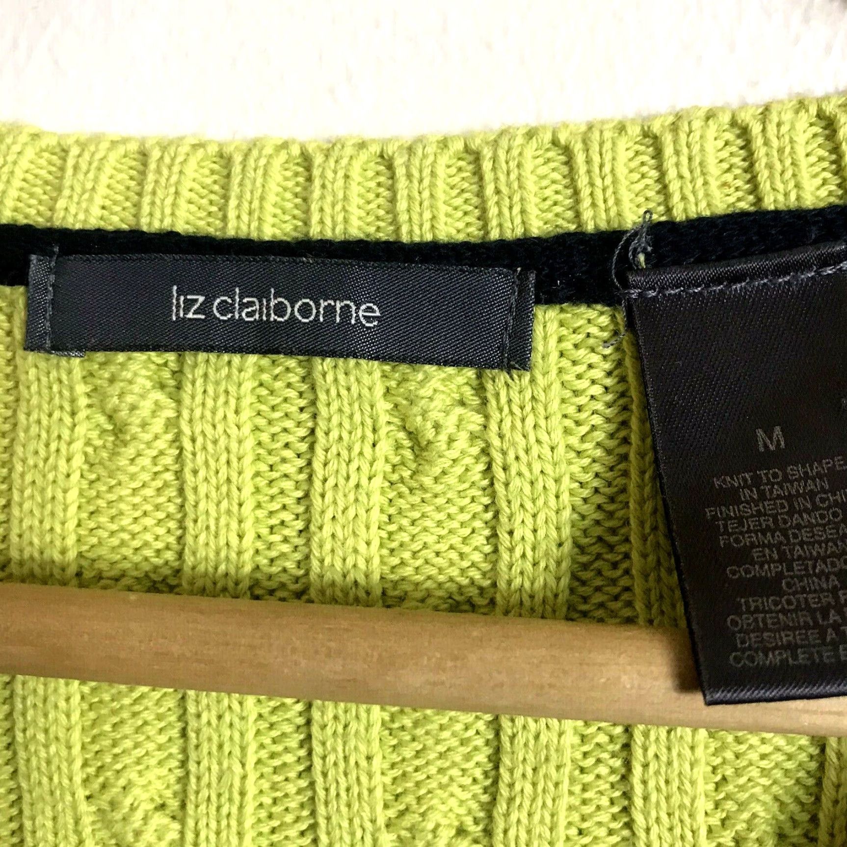 Liz Claiborne Liz Claiborne Sweater Womens M Yellow Green Cable Knit V-Neck 100% Cotton Size M / US 6-8 / IT 42-44 - 3 Thumbnail